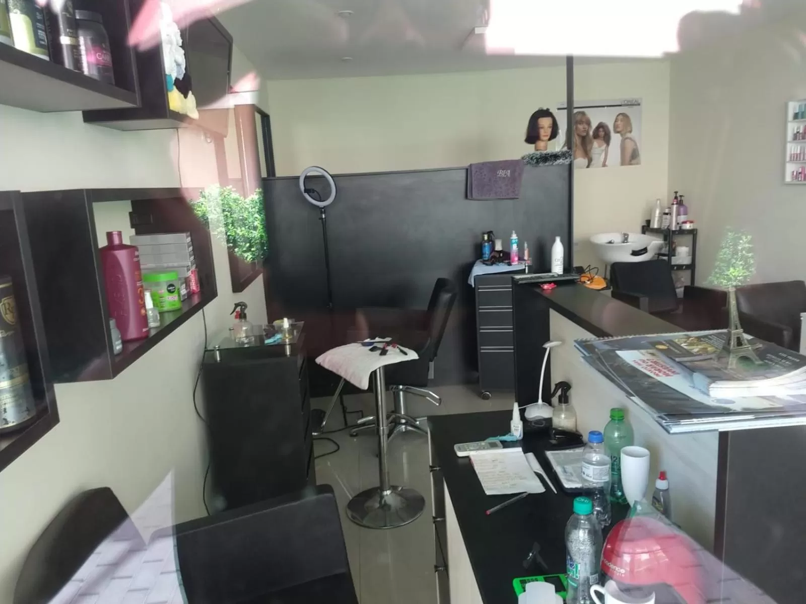 hair dryier in Apartamento no Golden Lake - pé na areia, agua de côco e cervejinha