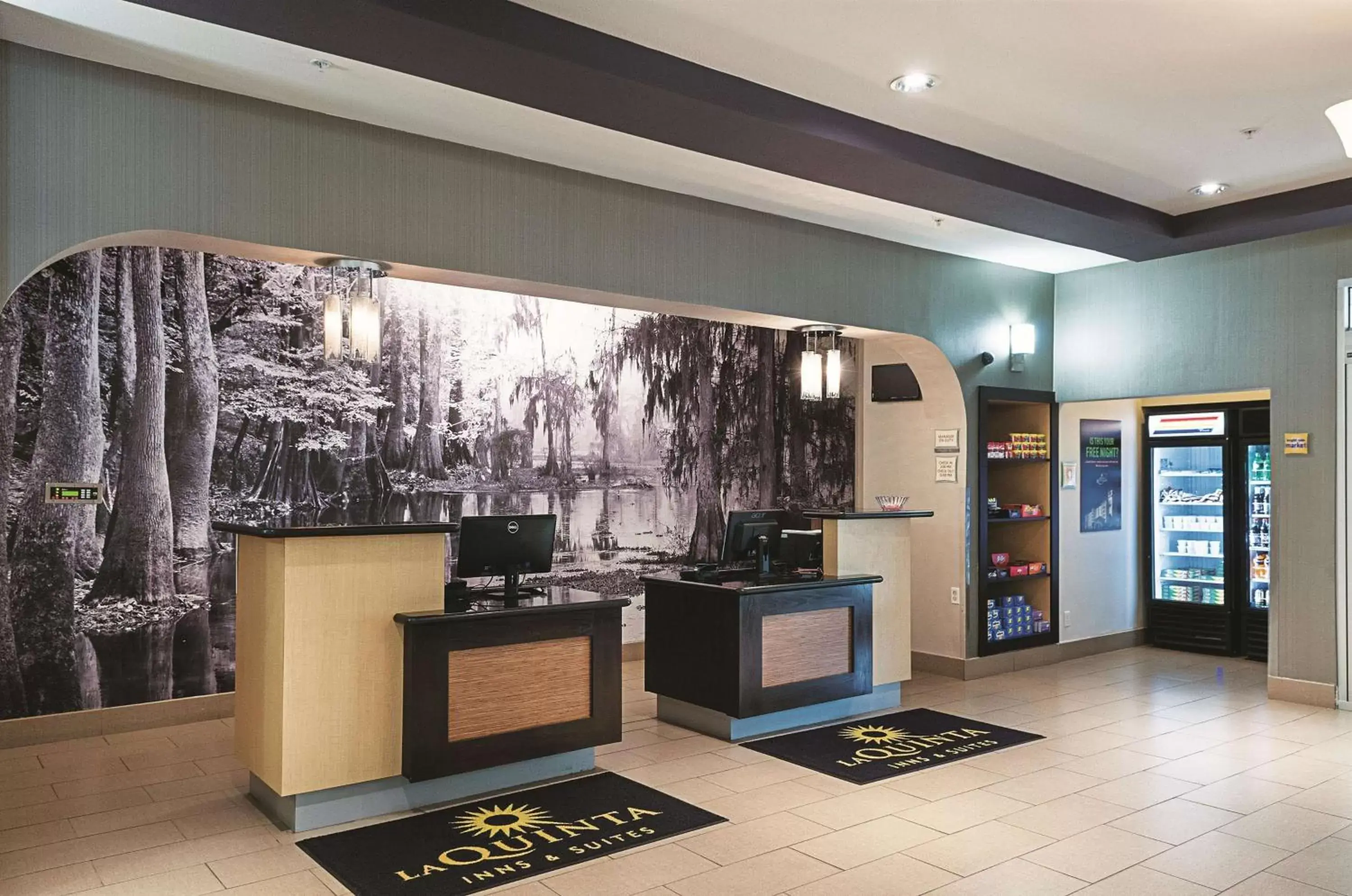 Lobby or reception in La Quinta by Wyndham Houma