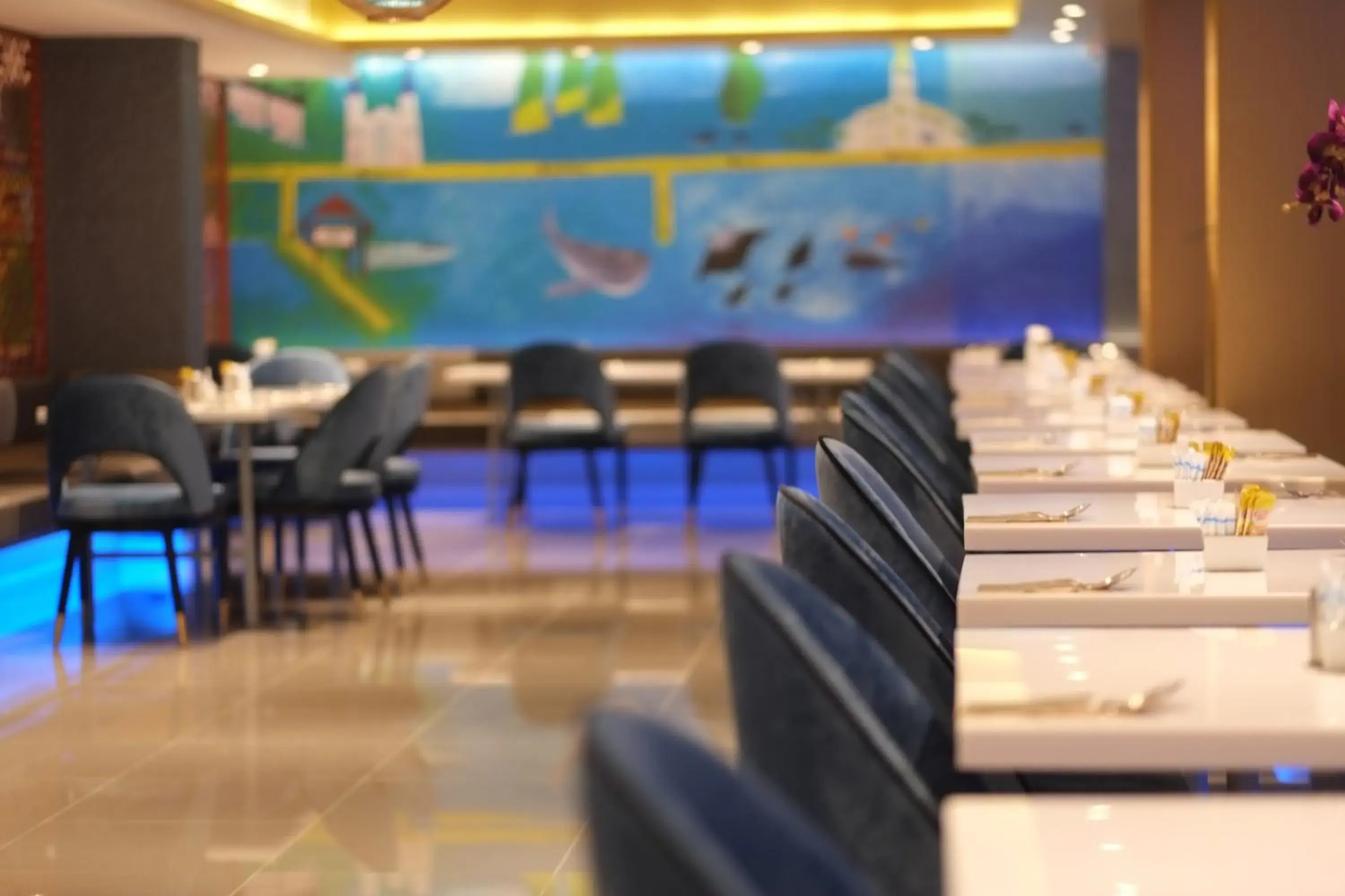 Restaurant/Places to Eat in Bizotel Premier Hotel & Residence