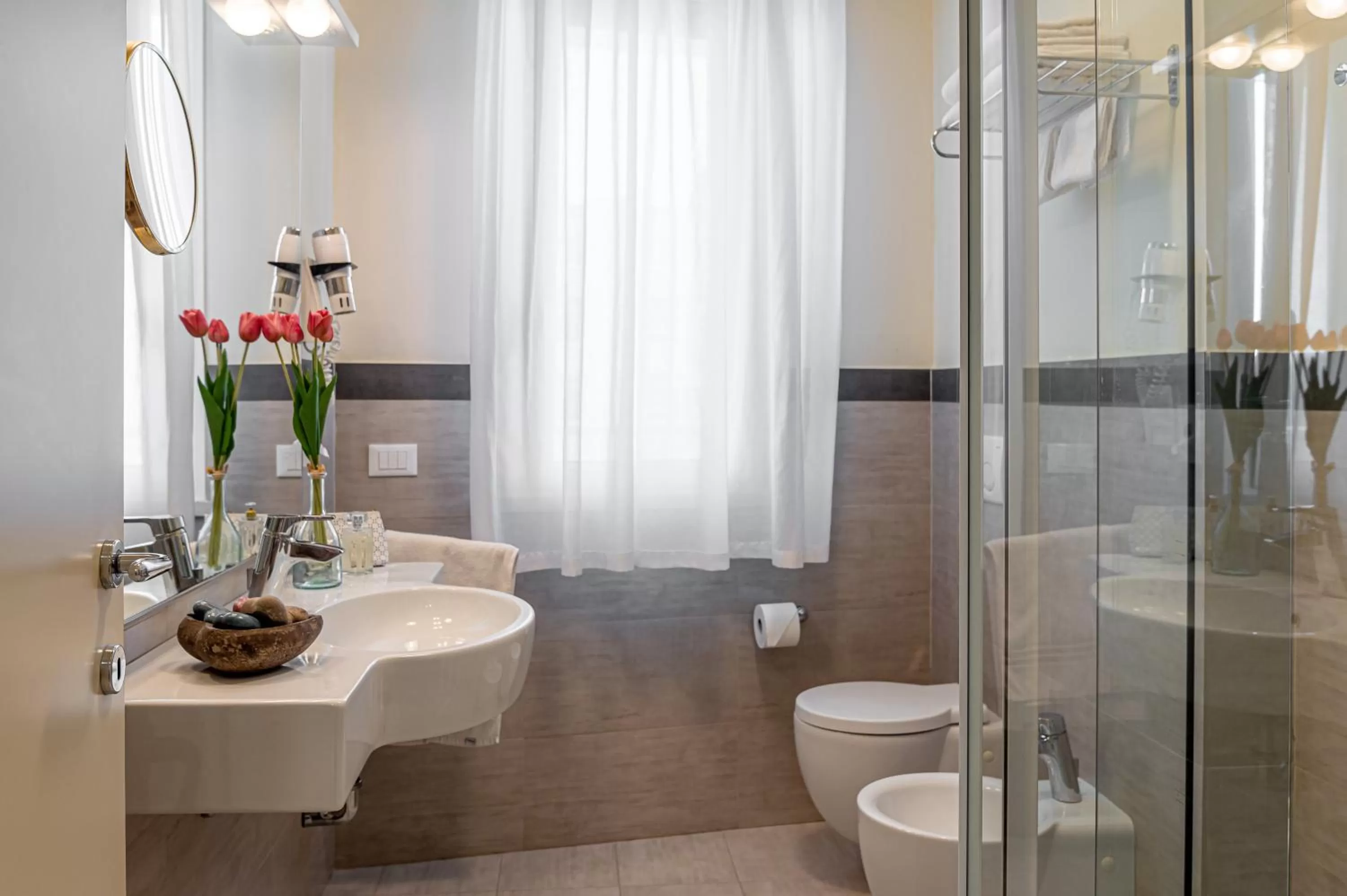 Shower in Hotel Adria