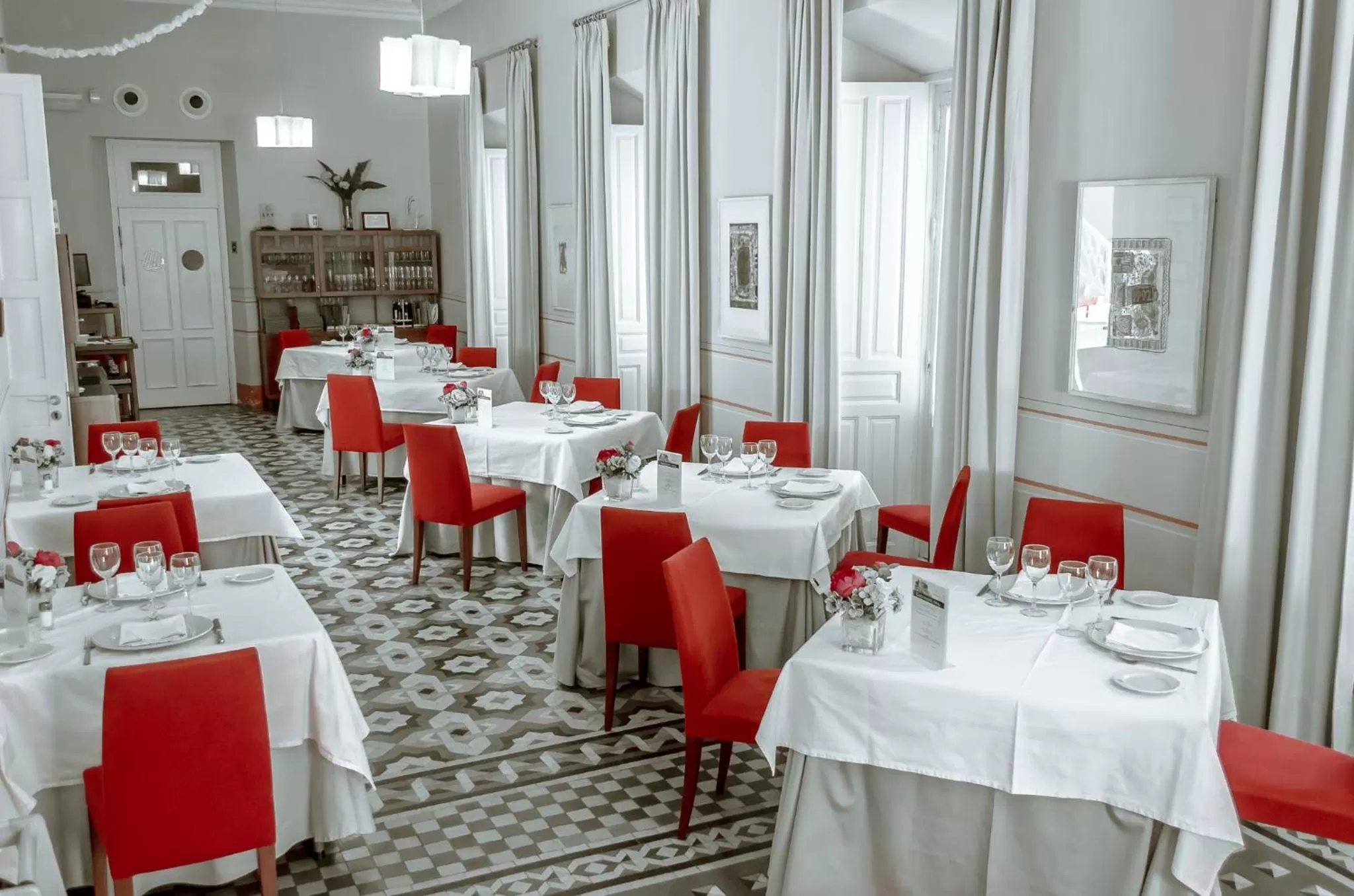 Restaurant/places to eat in Hotel Mirador de Llerena