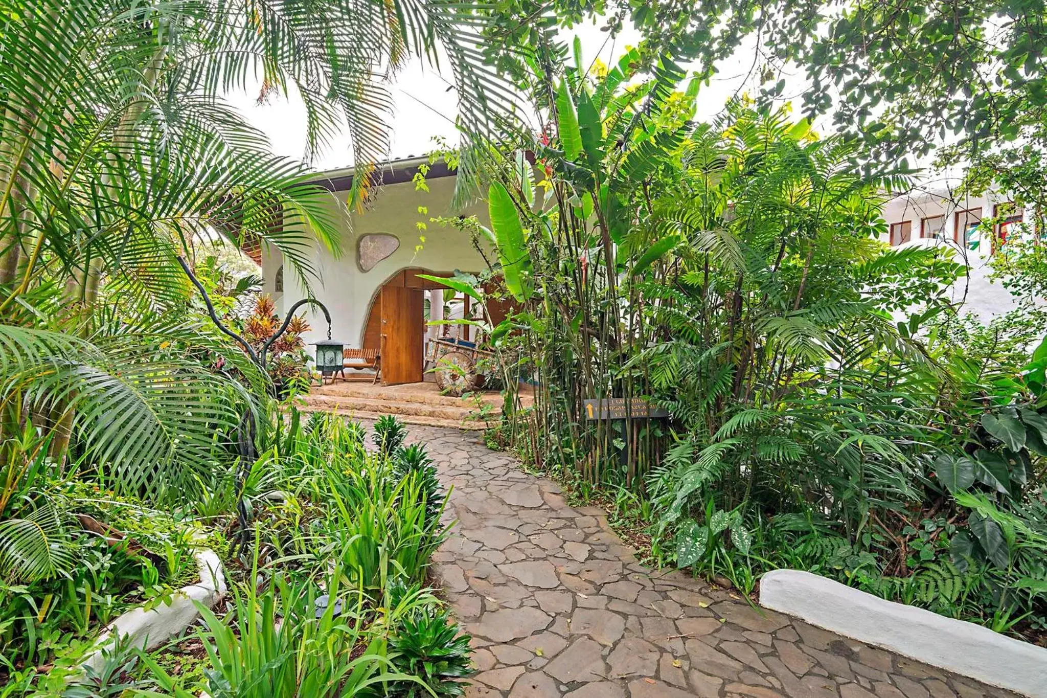 Facade/entrance, Property Building in Finca Rosa Blanca Coffee Farm and Inn