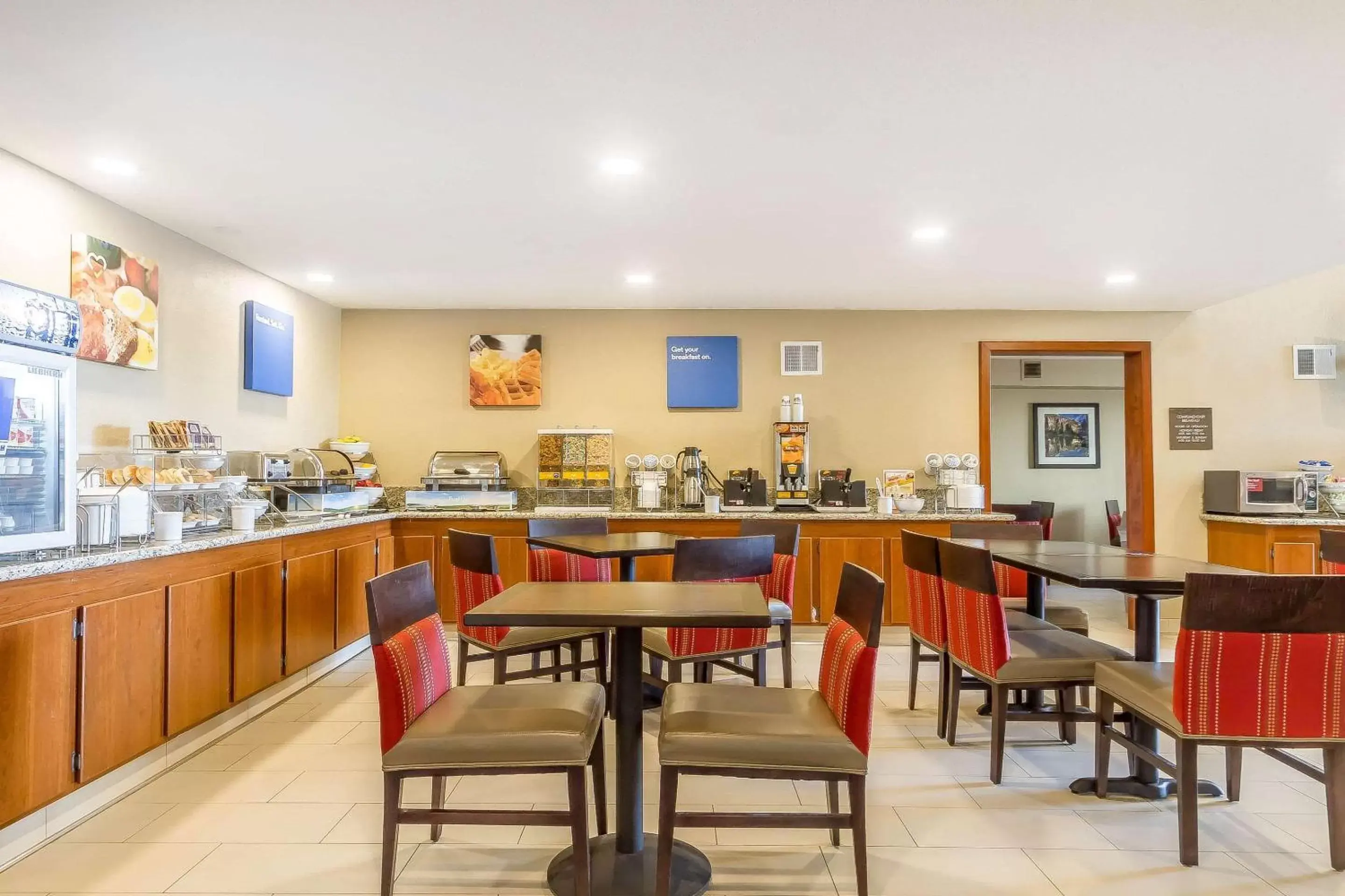 Restaurant/Places to Eat in Comfort Inn & Suites Rocklin