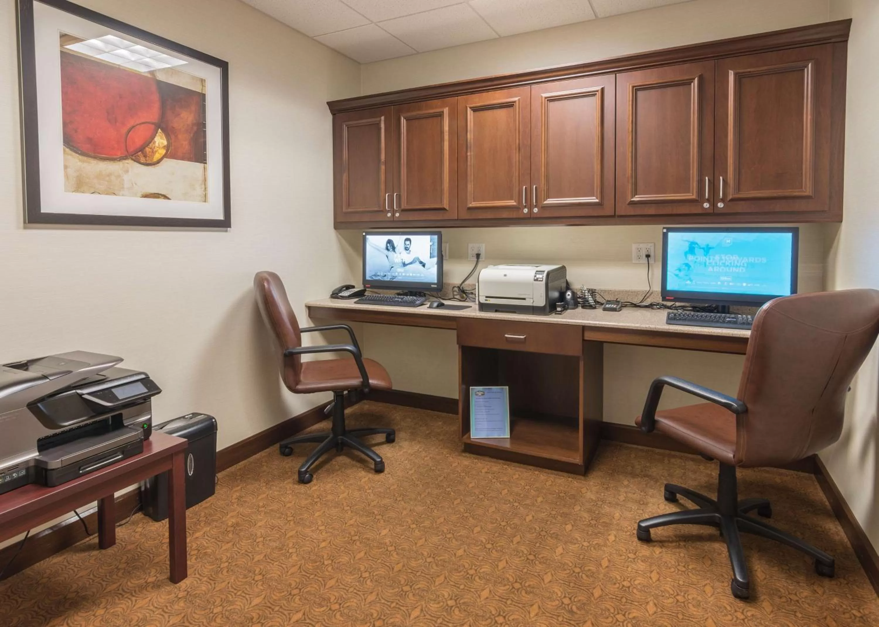 Business facilities in Hampton Inn Bangor