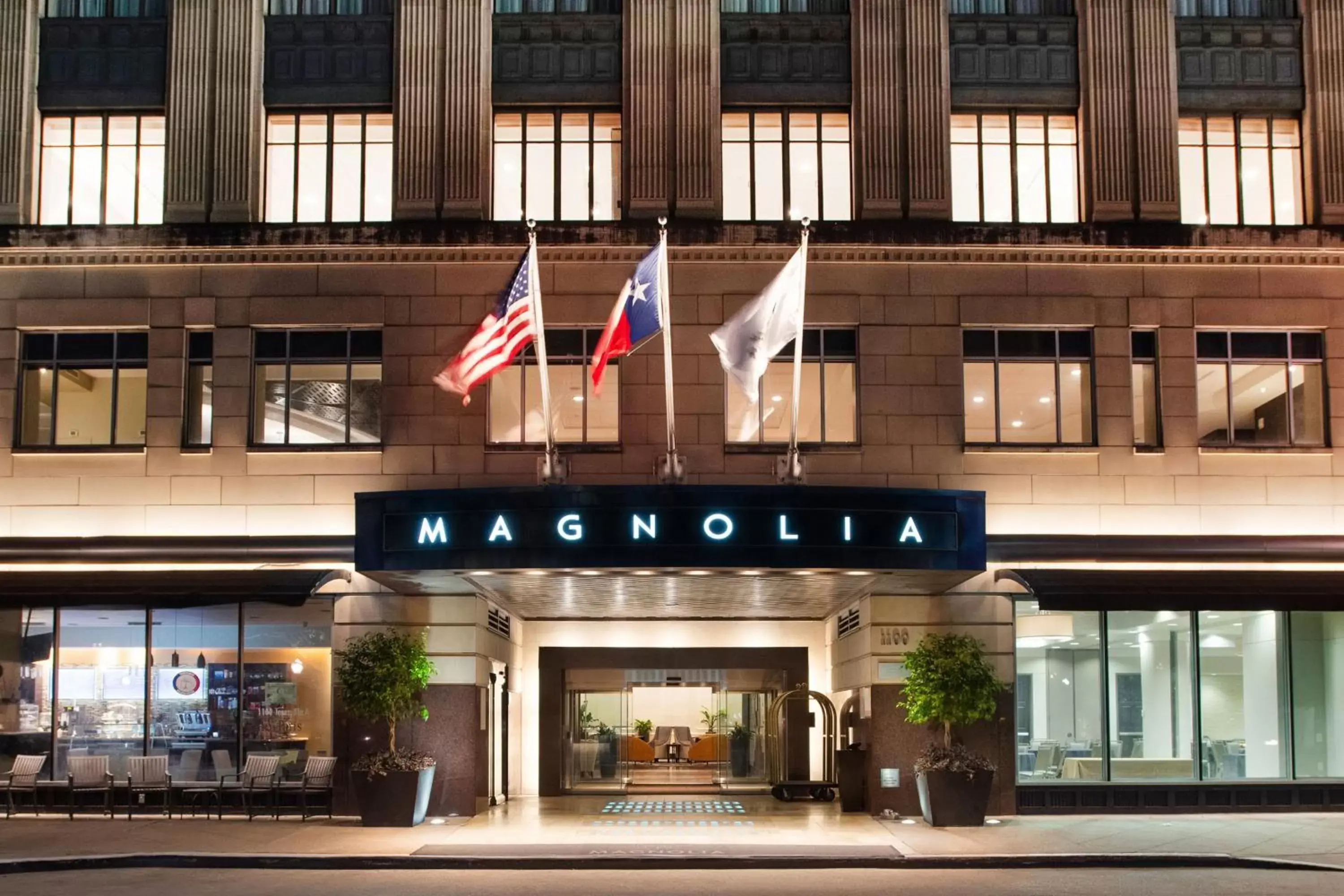 Property Building in Magnolia Hotel Houston, a Tribute Portfolio Hotel
