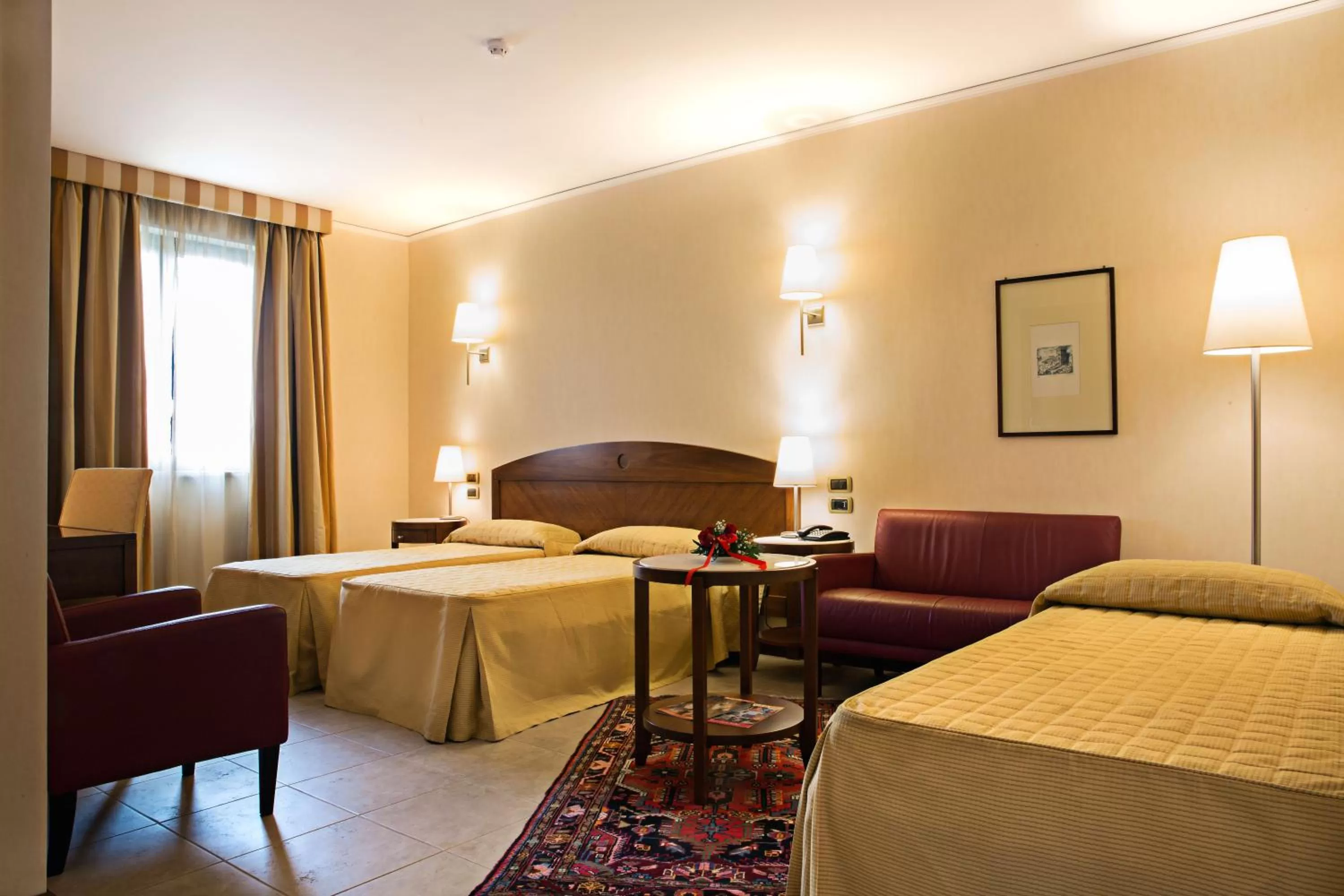Photo of the whole room in Grand Hotel Paestum