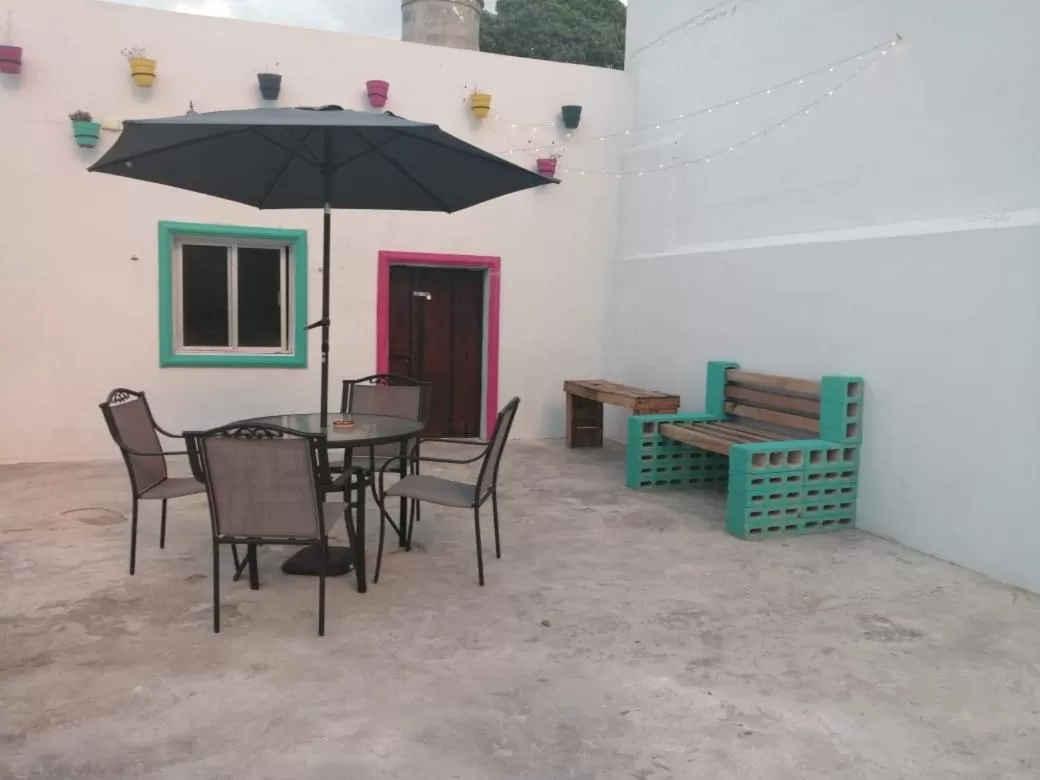 Garden view in Hostal Xiinbal