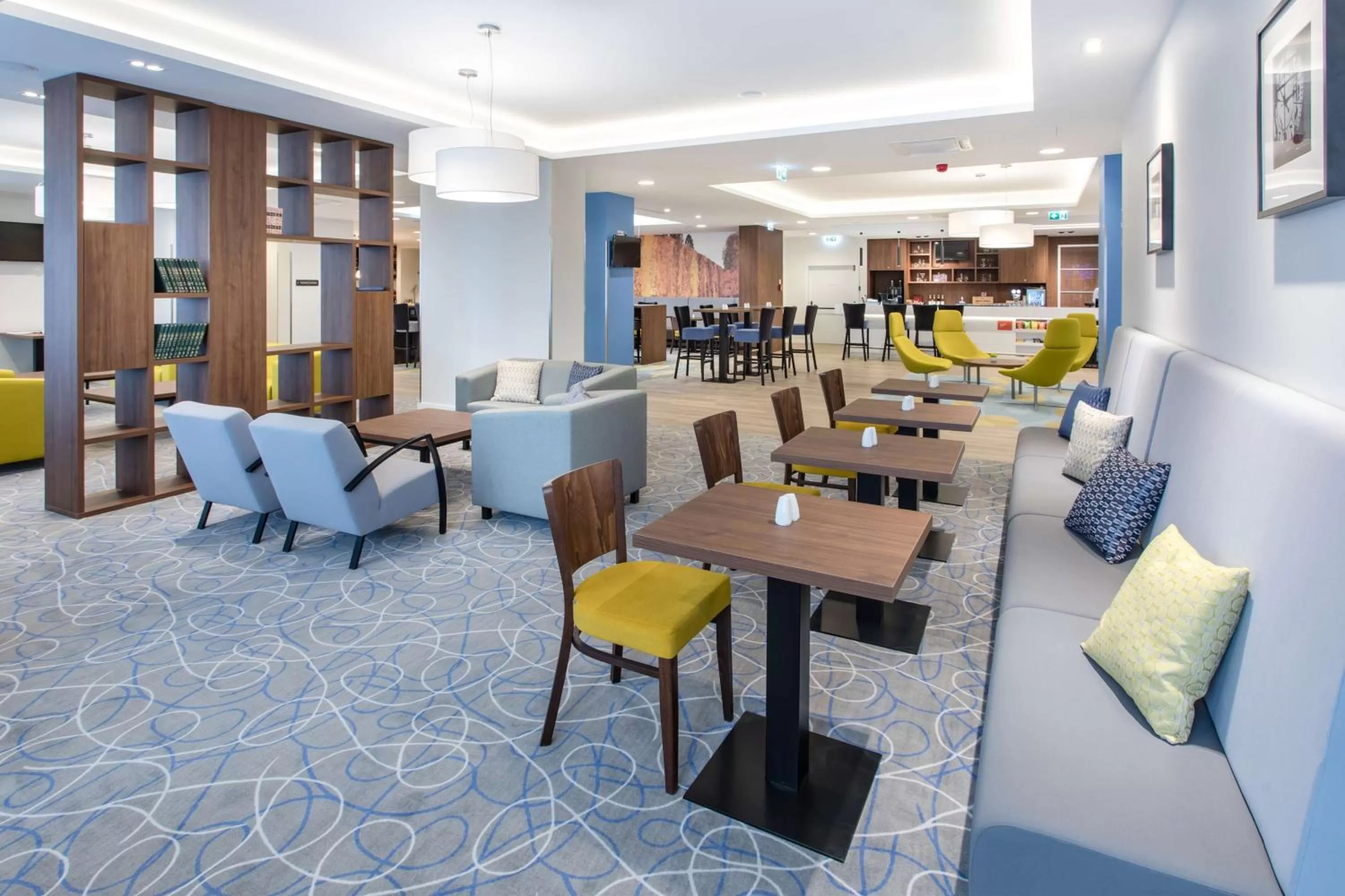 Restaurant/places to eat in Hampton By Hilton Gdansk Oliwa