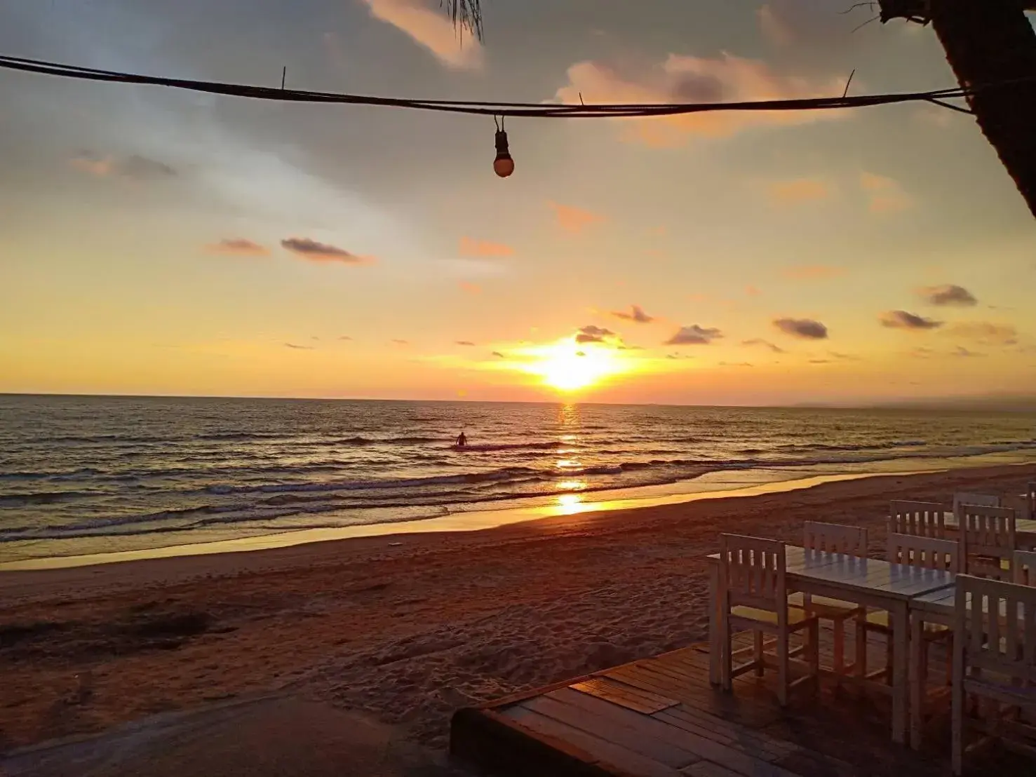 Sunset in Chaolao Tosang Beach Hotel