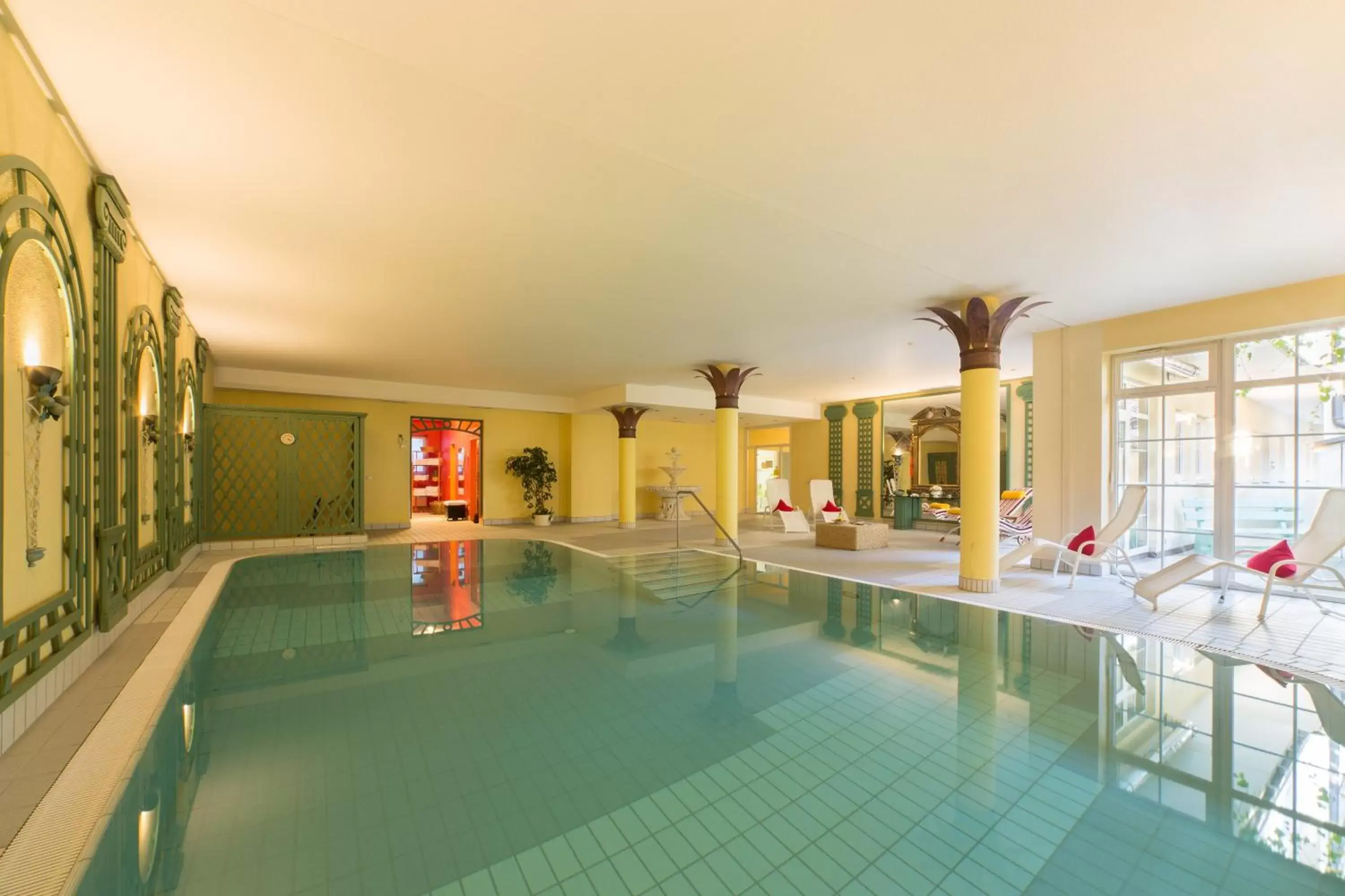 Spa and wellness centre/facilities, Swimming Pool in Hotel Bayernwinkel - Yoga & Ayurveda