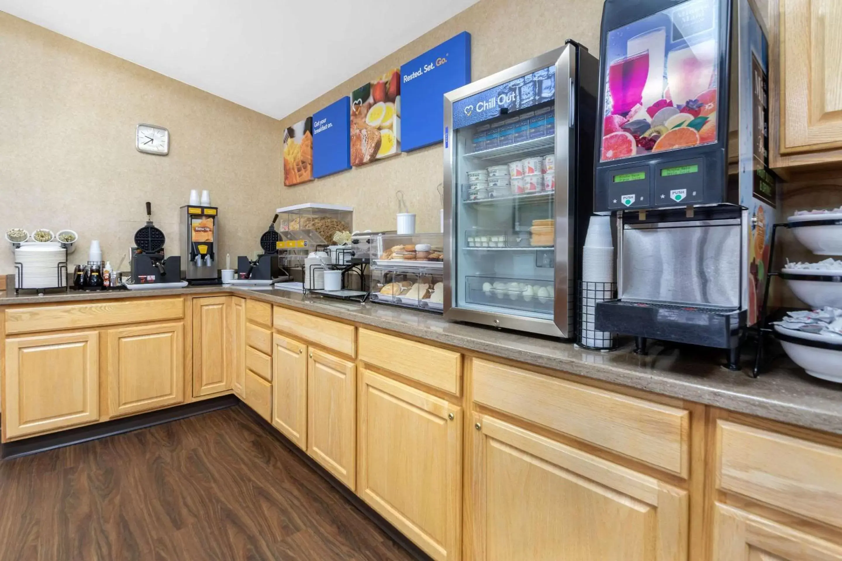 Restaurant/places to eat in Comfort Inn Iron Mountain