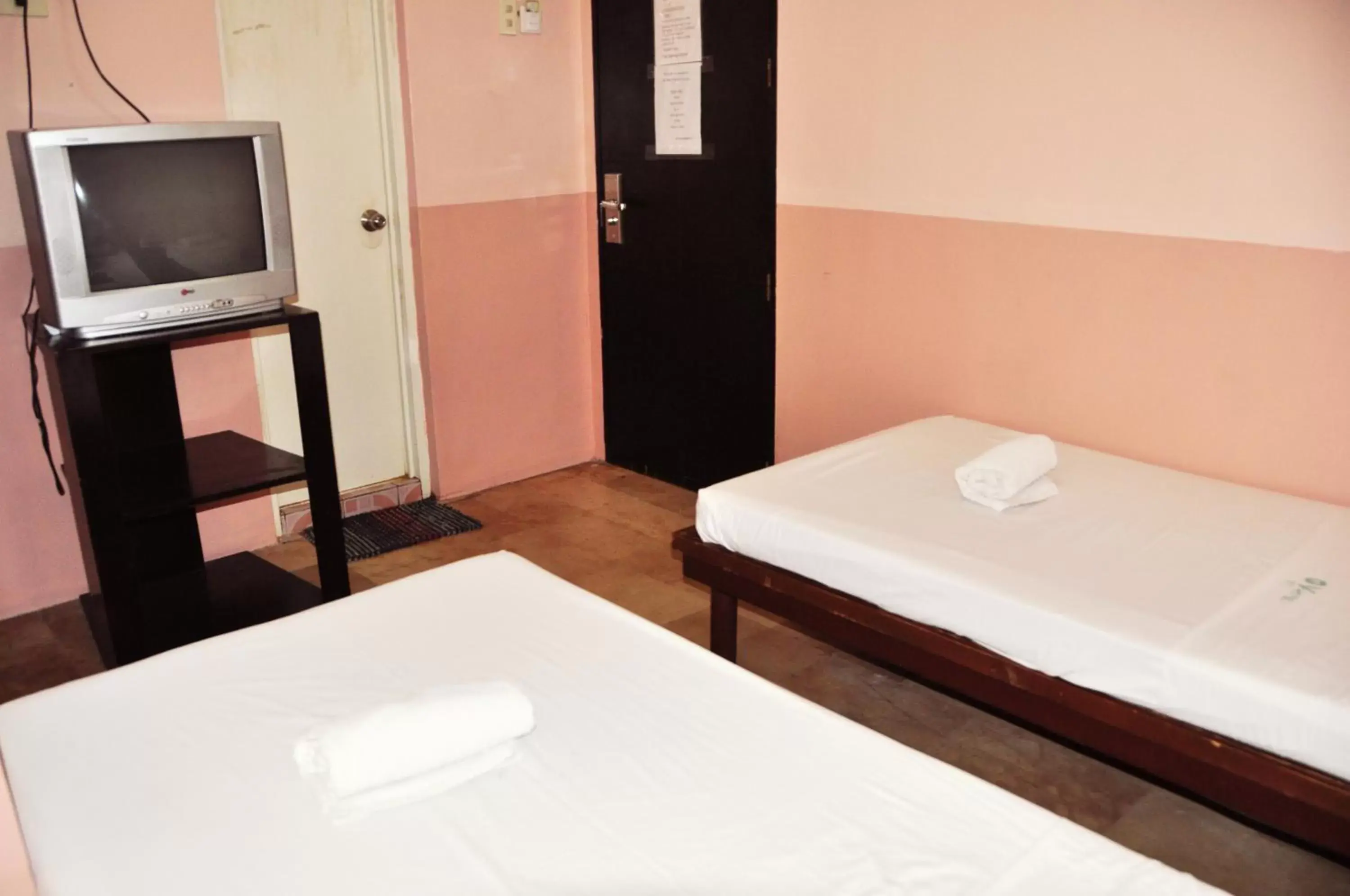 Bed in GV Hotel - Lapu-Lapu City