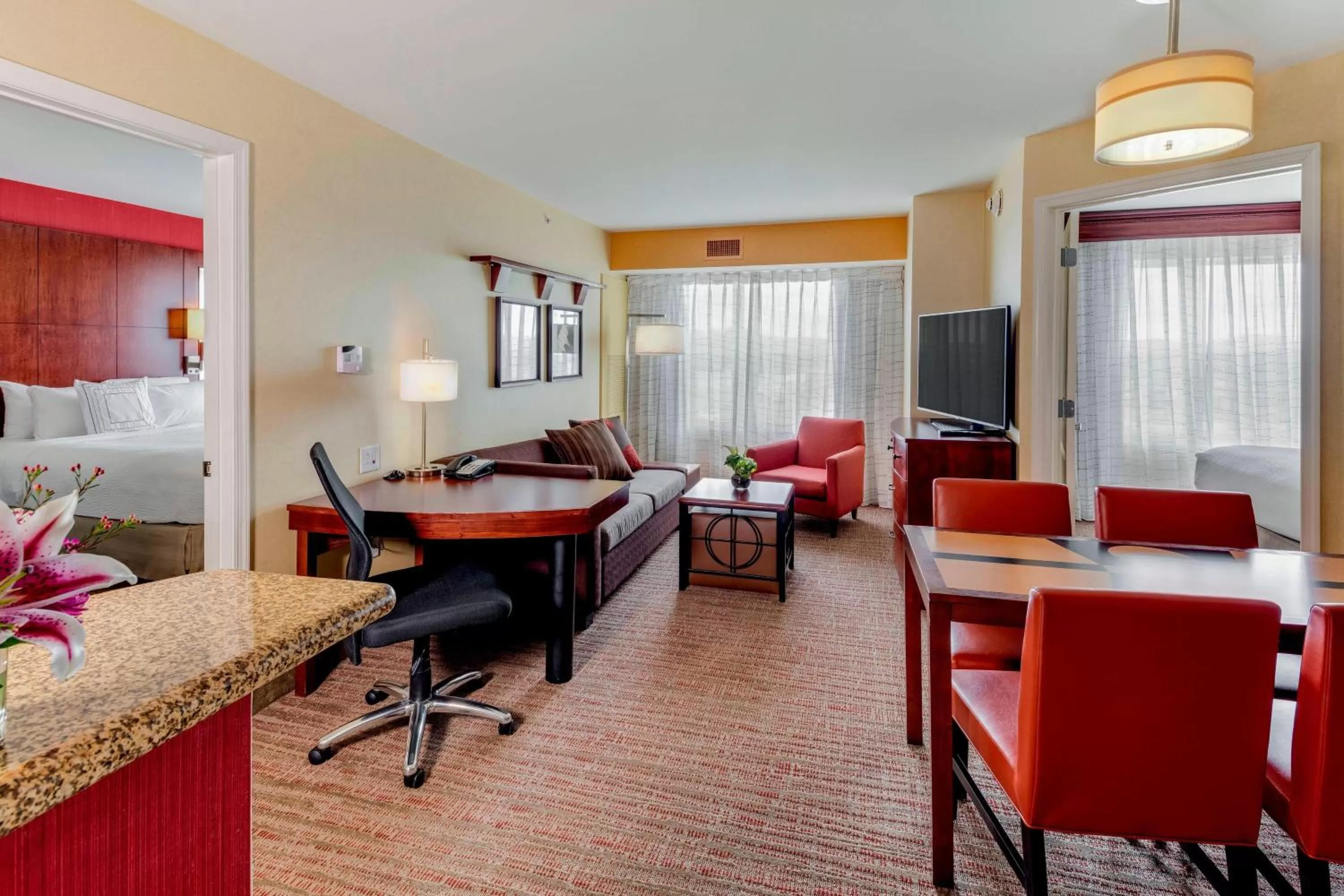 Living room in Residence Inn by Marriott Auburn