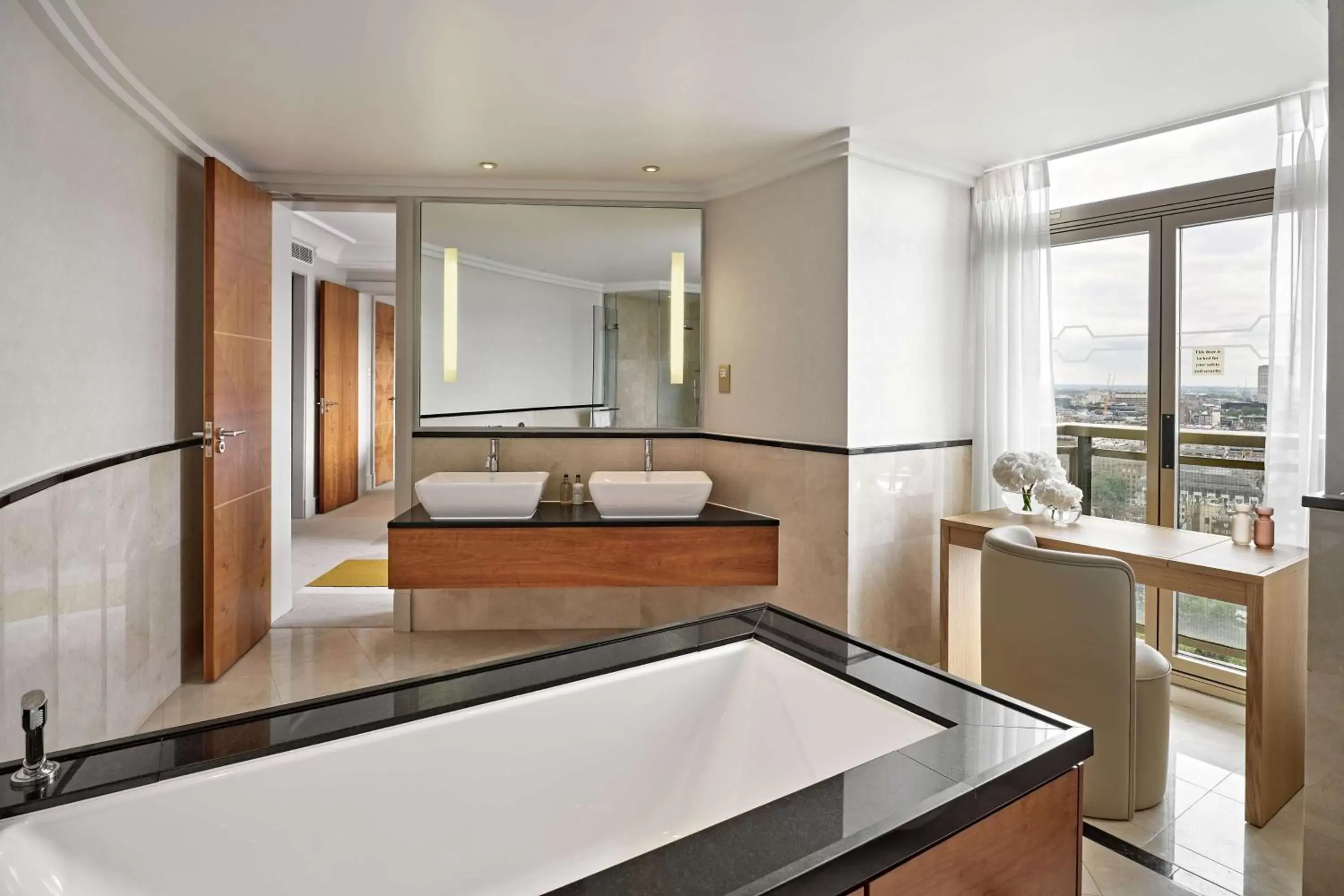 Bathroom in London Hilton on Park Lane