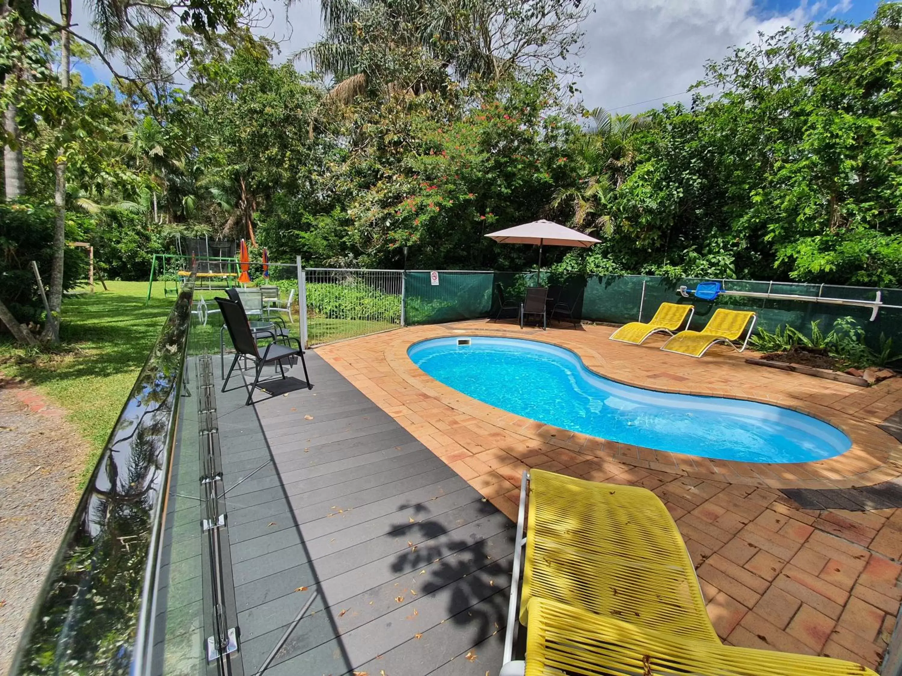 Swimming Pool in Beerwah Motor Lodge