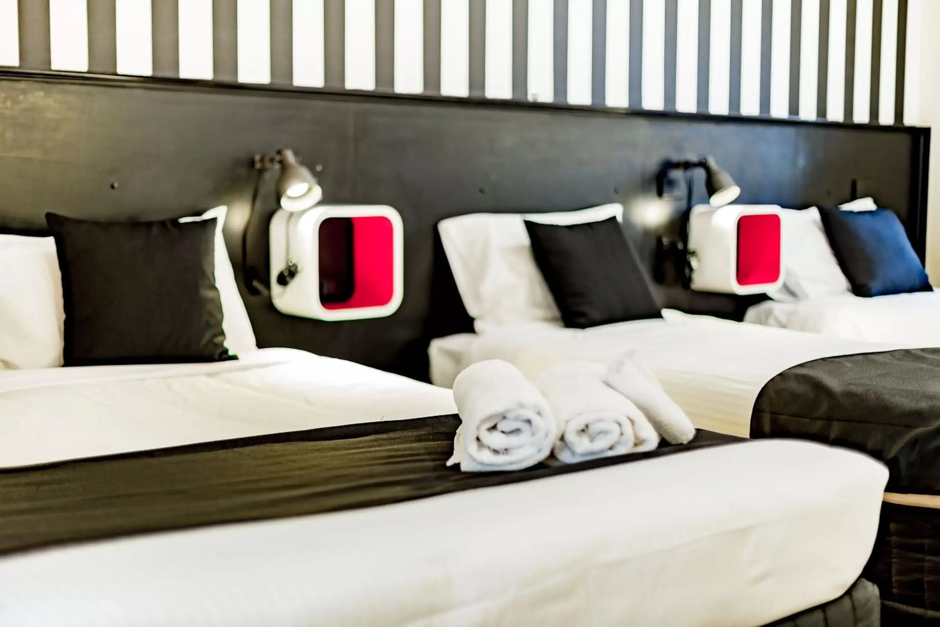 Bed in Bundanoon Country Inn Motel