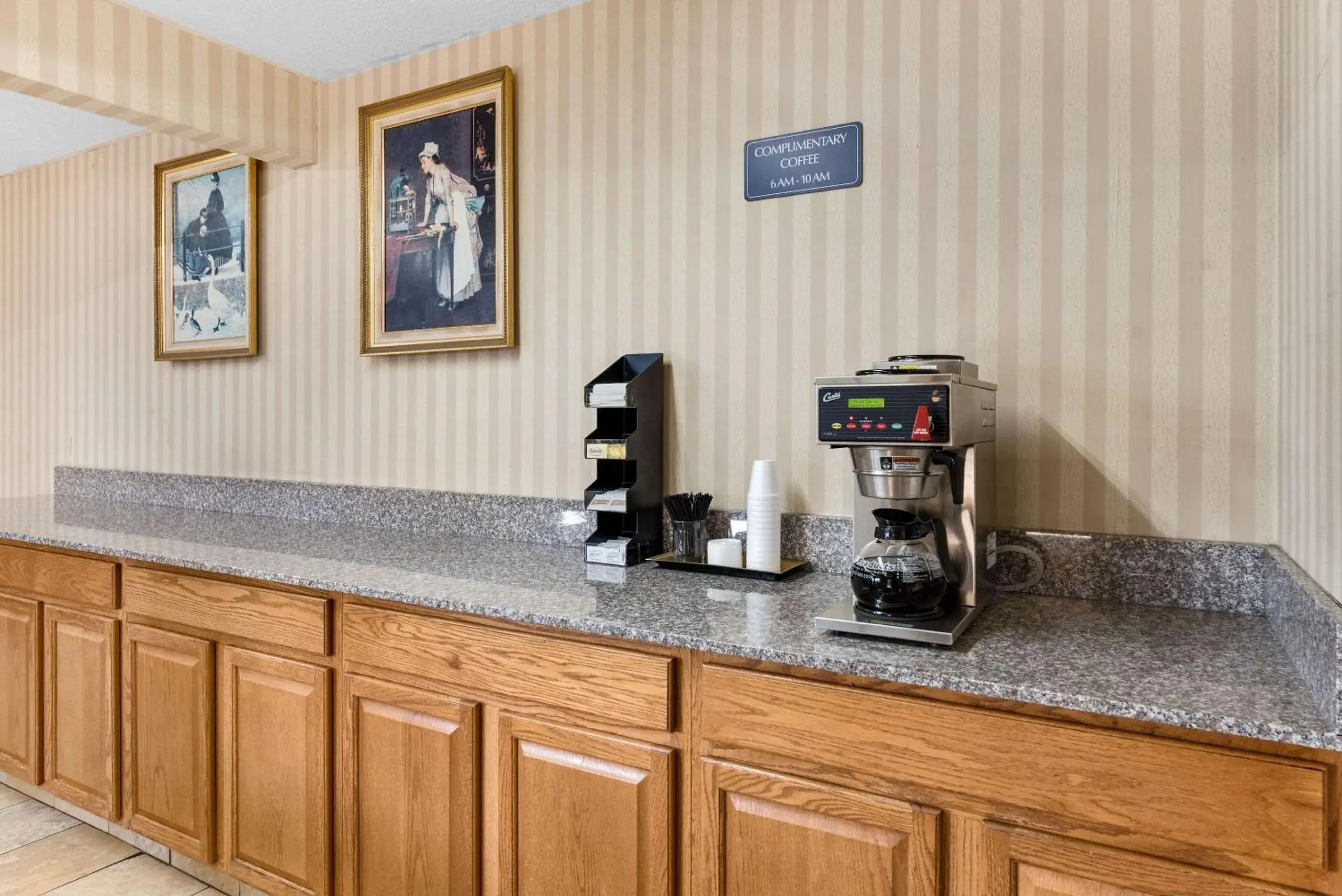 Restaurant/places to eat in Rodeway Inn Columbus West Restaurant/places to eat in Rodeway Inn Columbus West