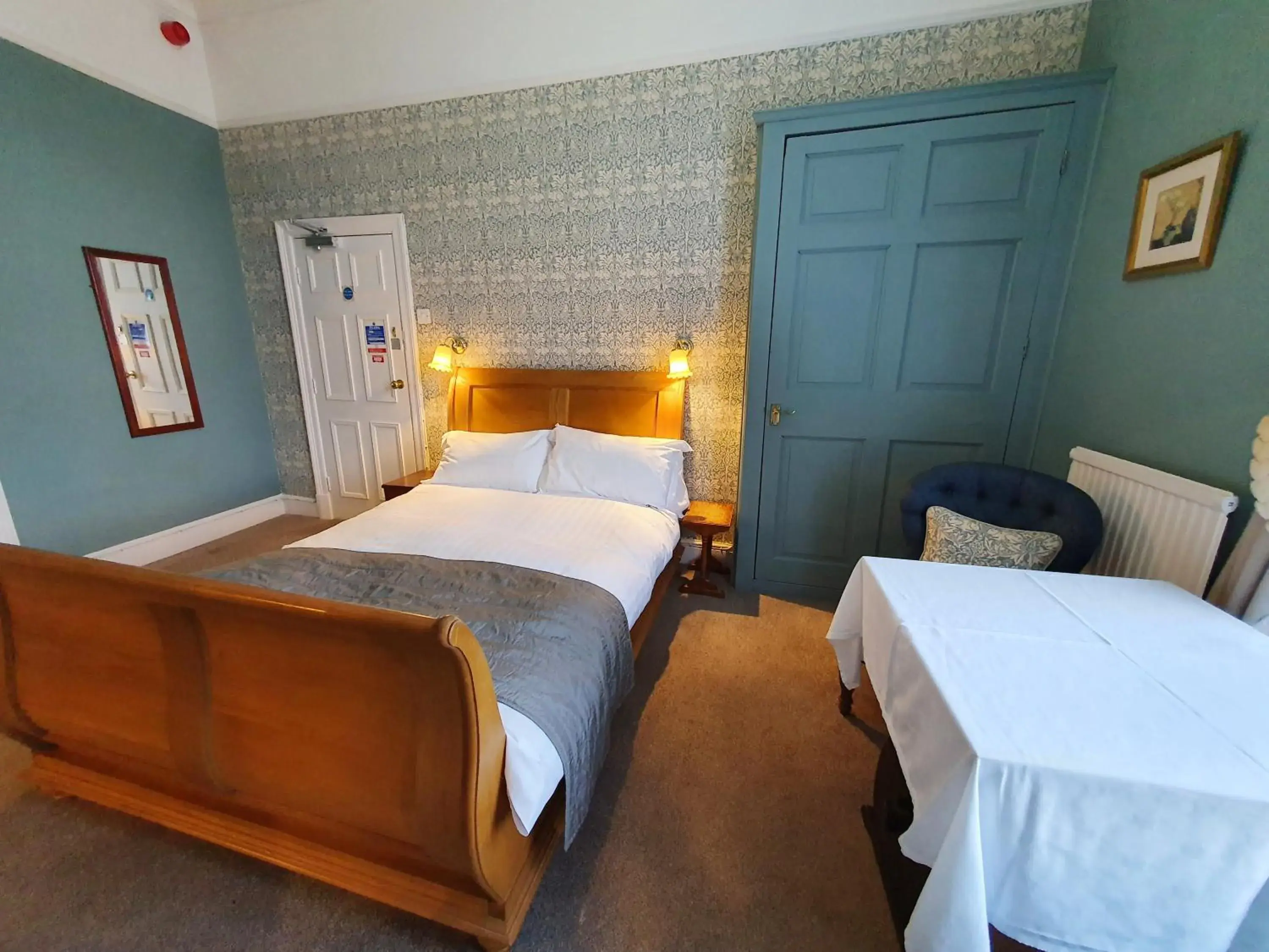 Bedroom in Holmwood House Guest Accommodation