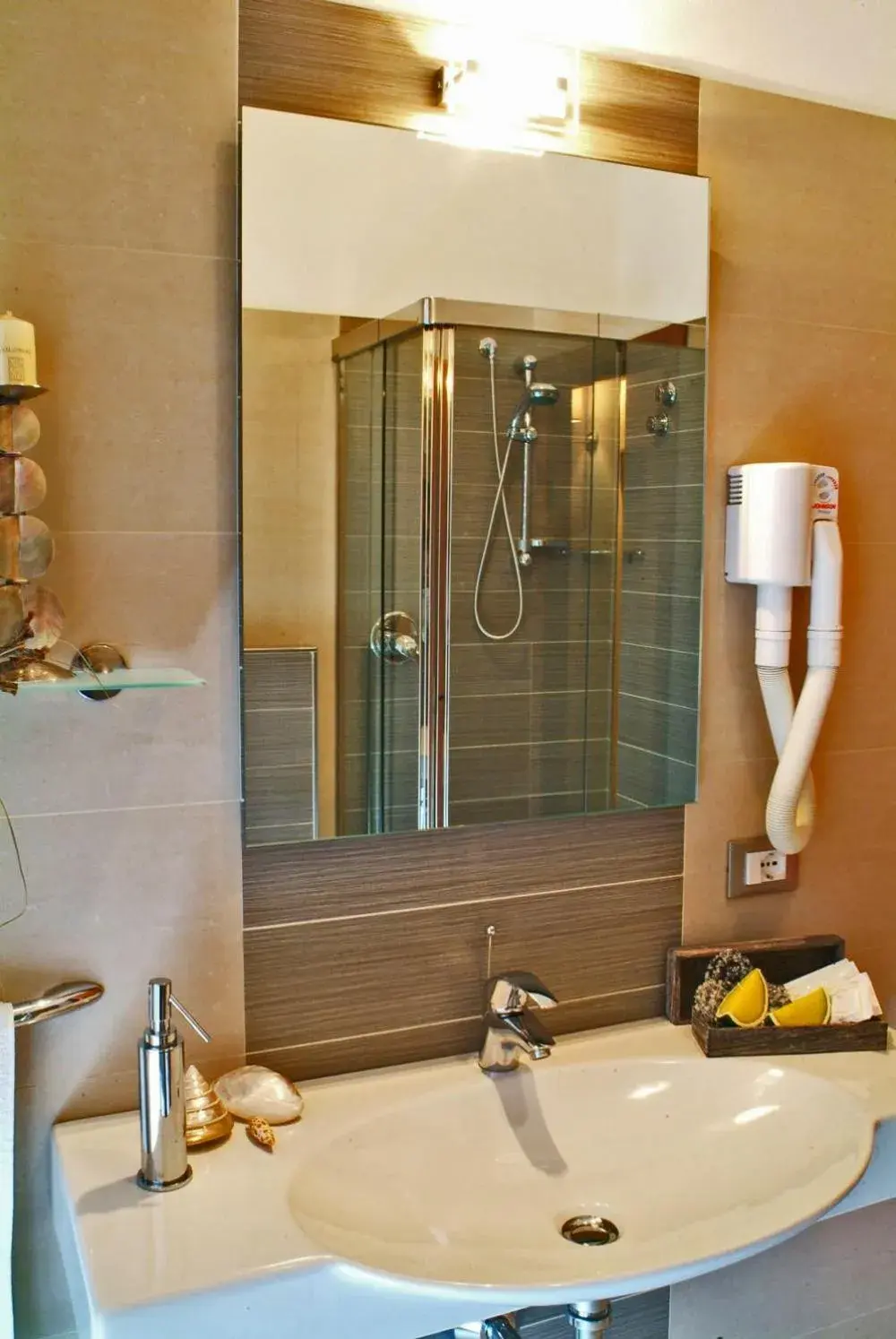 Bathroom in Hotel Villa Paola