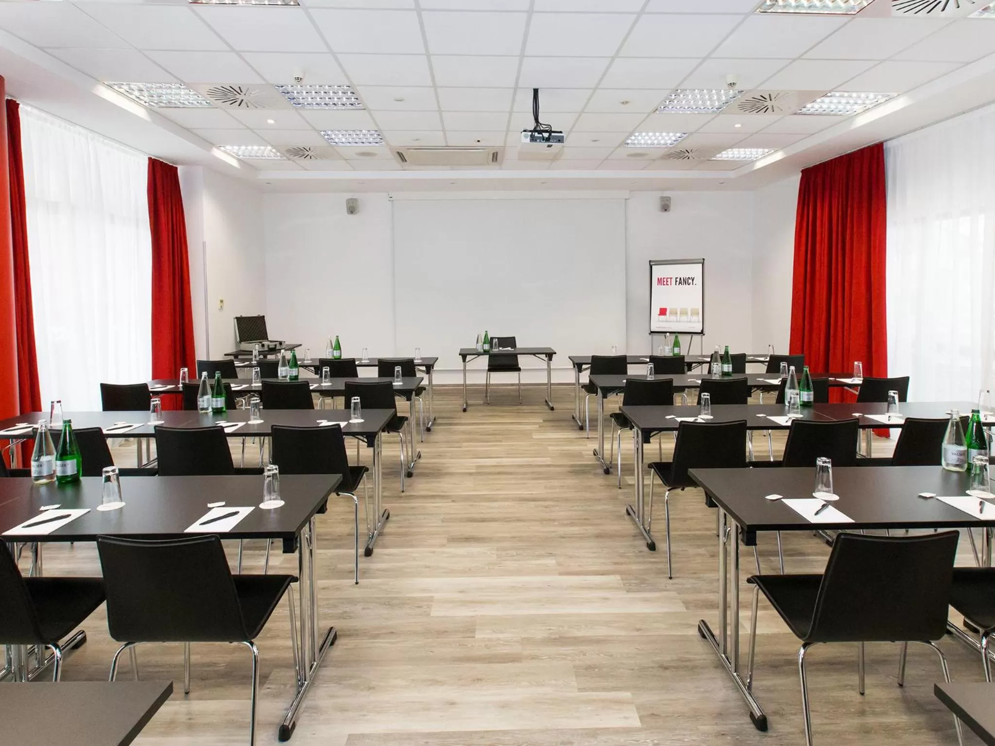 Meeting/conference room in DORMERO Hotel Zürich Airport