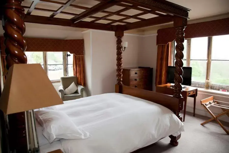 Bed in Amberley Inn