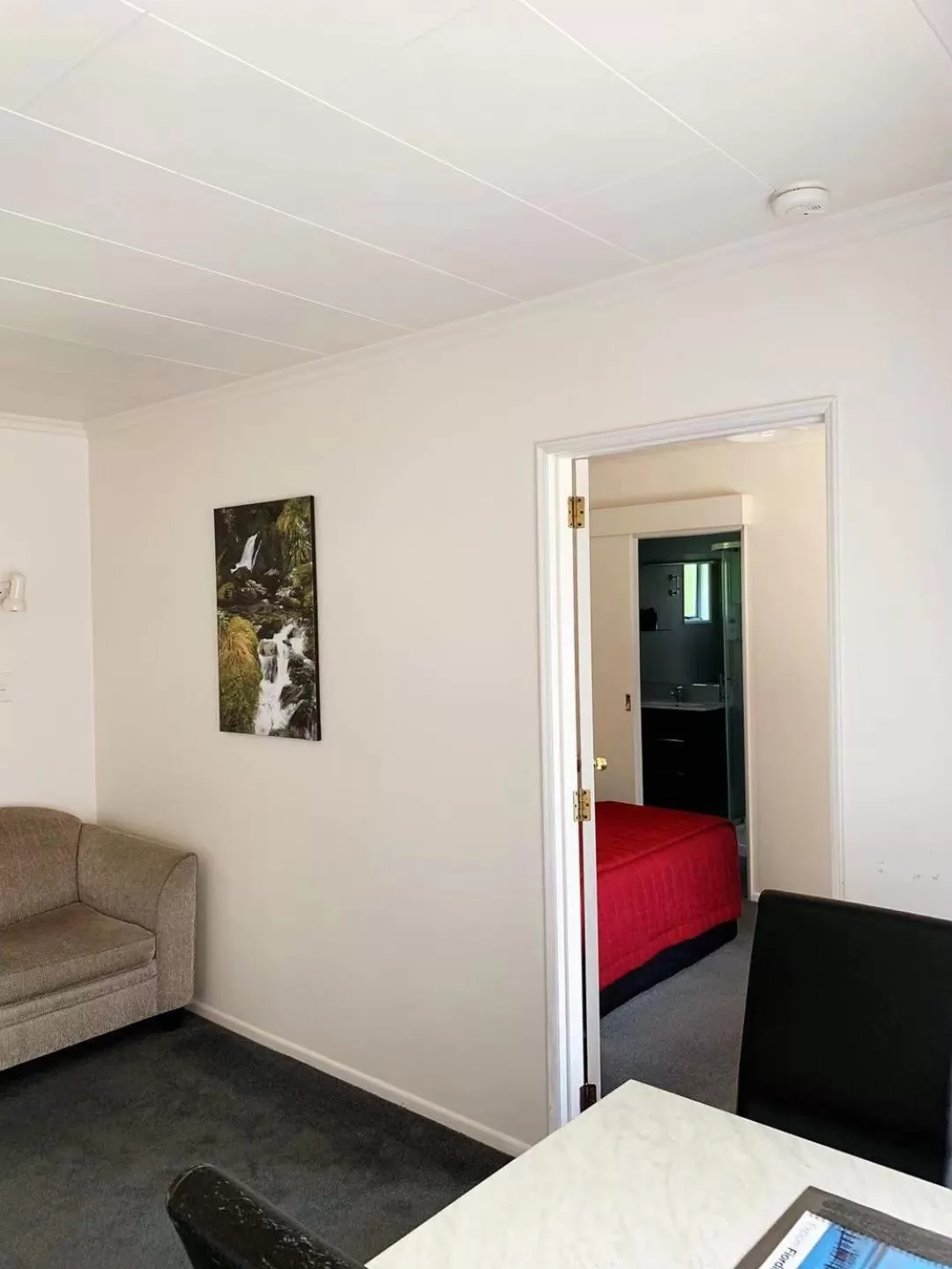 Bed in Amber Court Motel