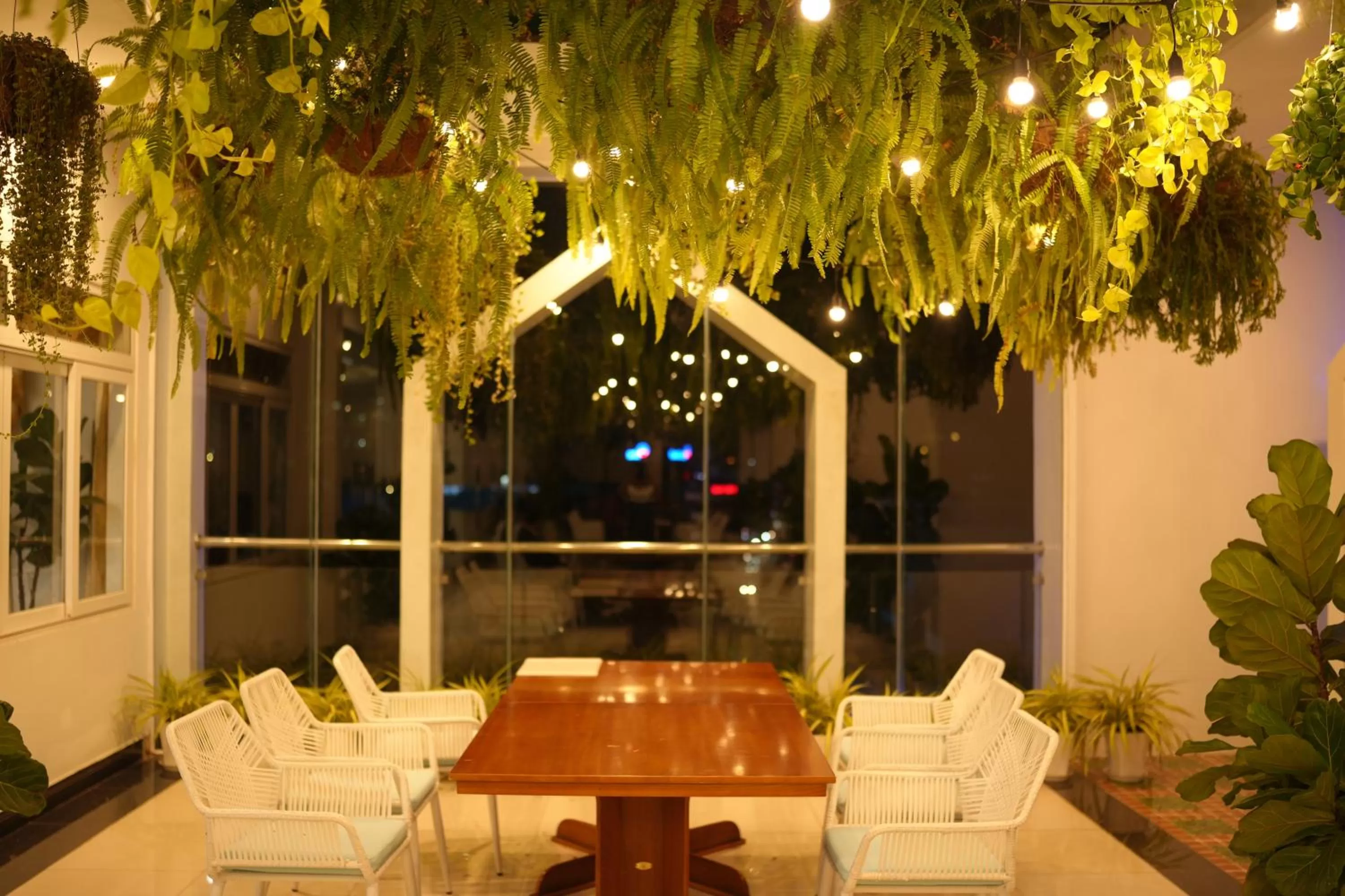 Restaurant/places to eat in Pleiku & Em Hotel by Gia Lai Tourist