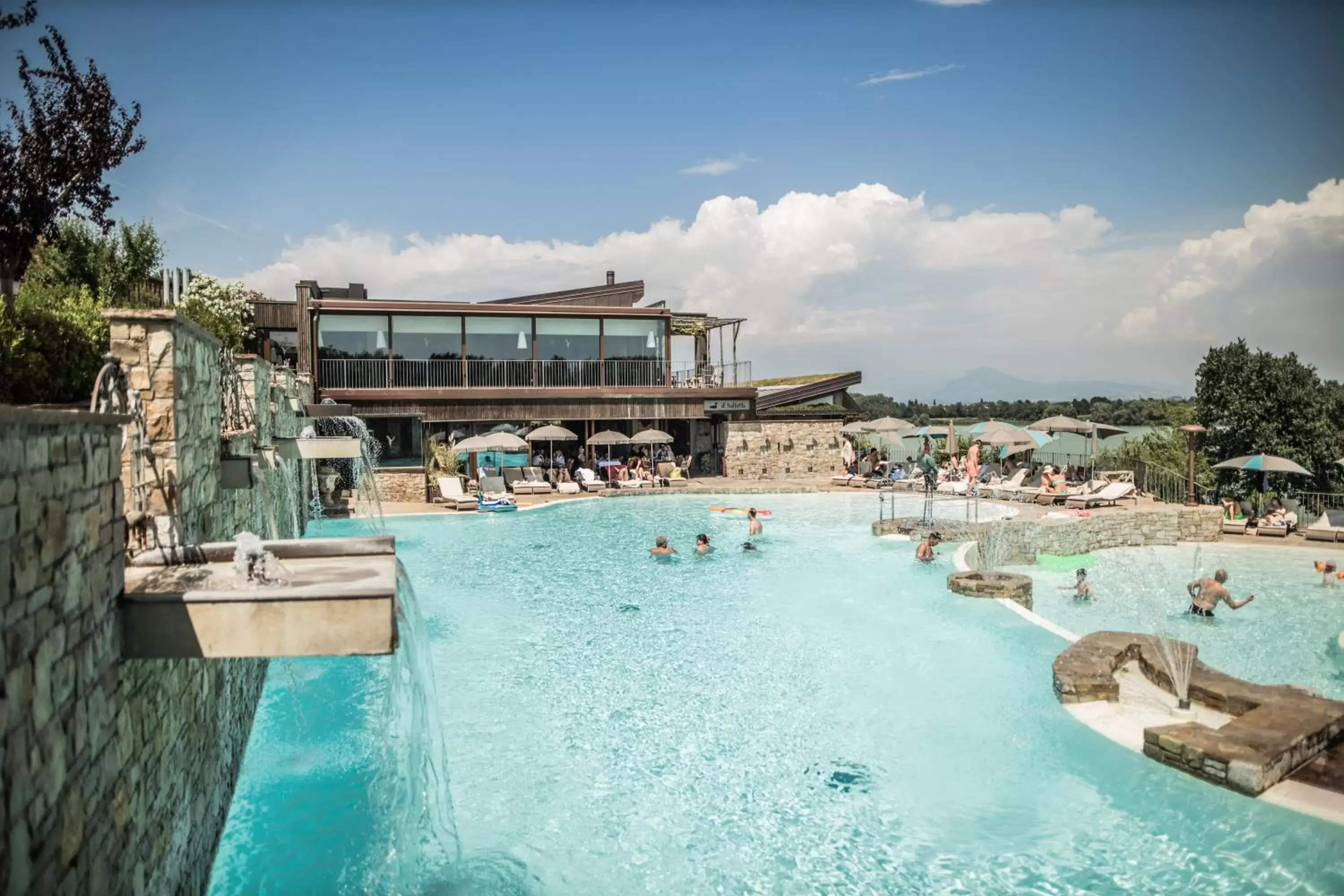 Swimming Pool in Le Ali Del Frassino