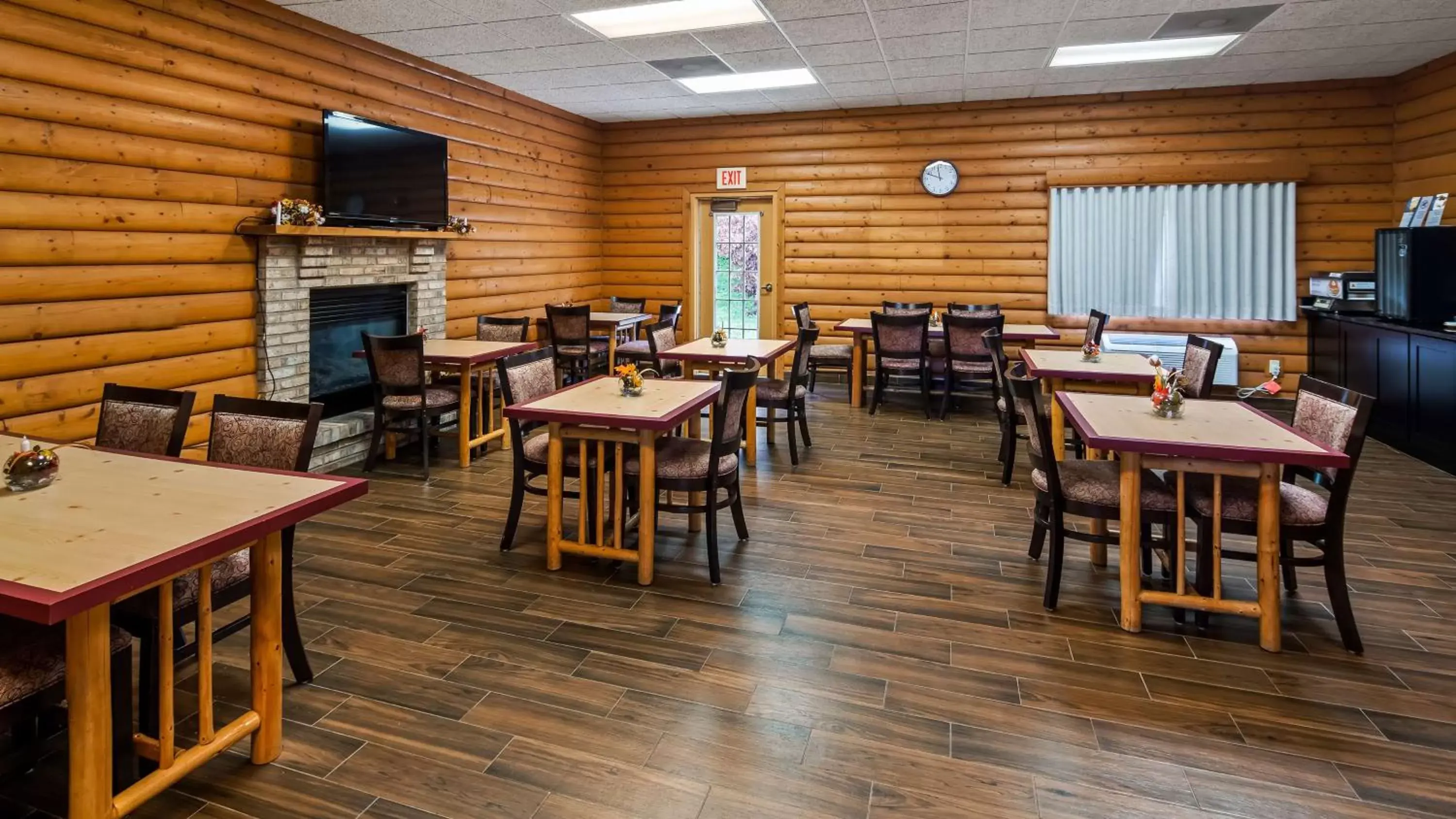 Restaurant/Places to Eat in Best Western Dodgeville Inn & Suites