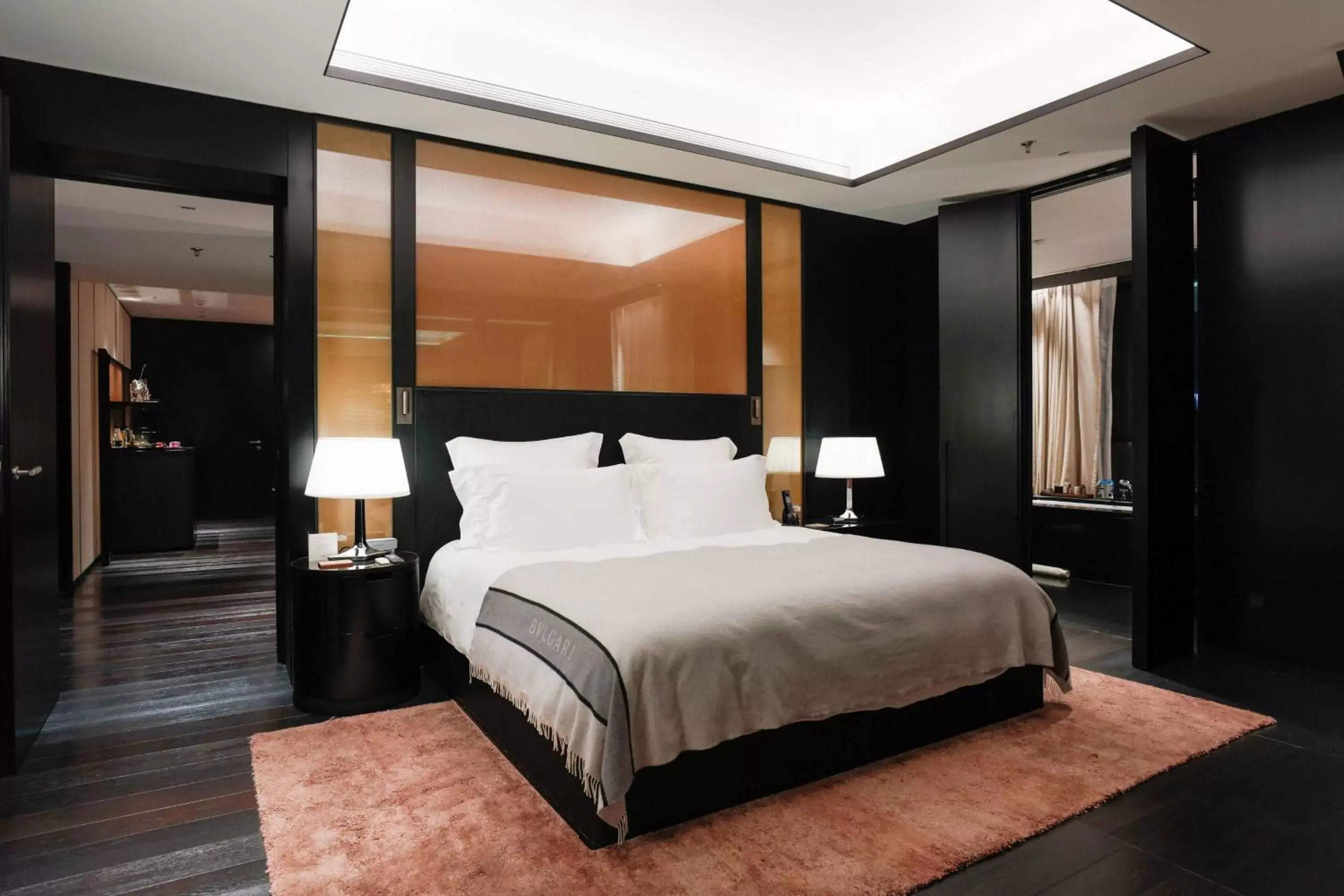Bedroom, Bed in Bulgari Hotel Shanghai