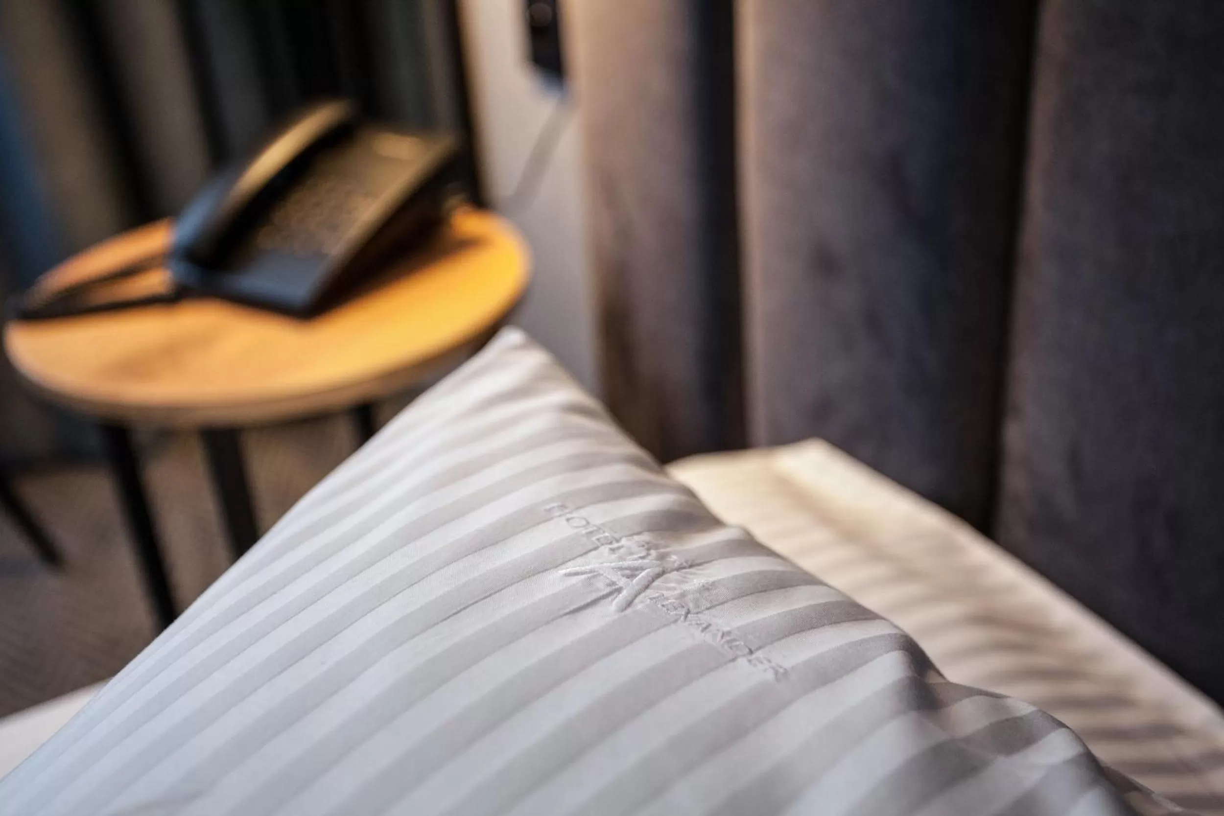 Bed in Hotel Alexander