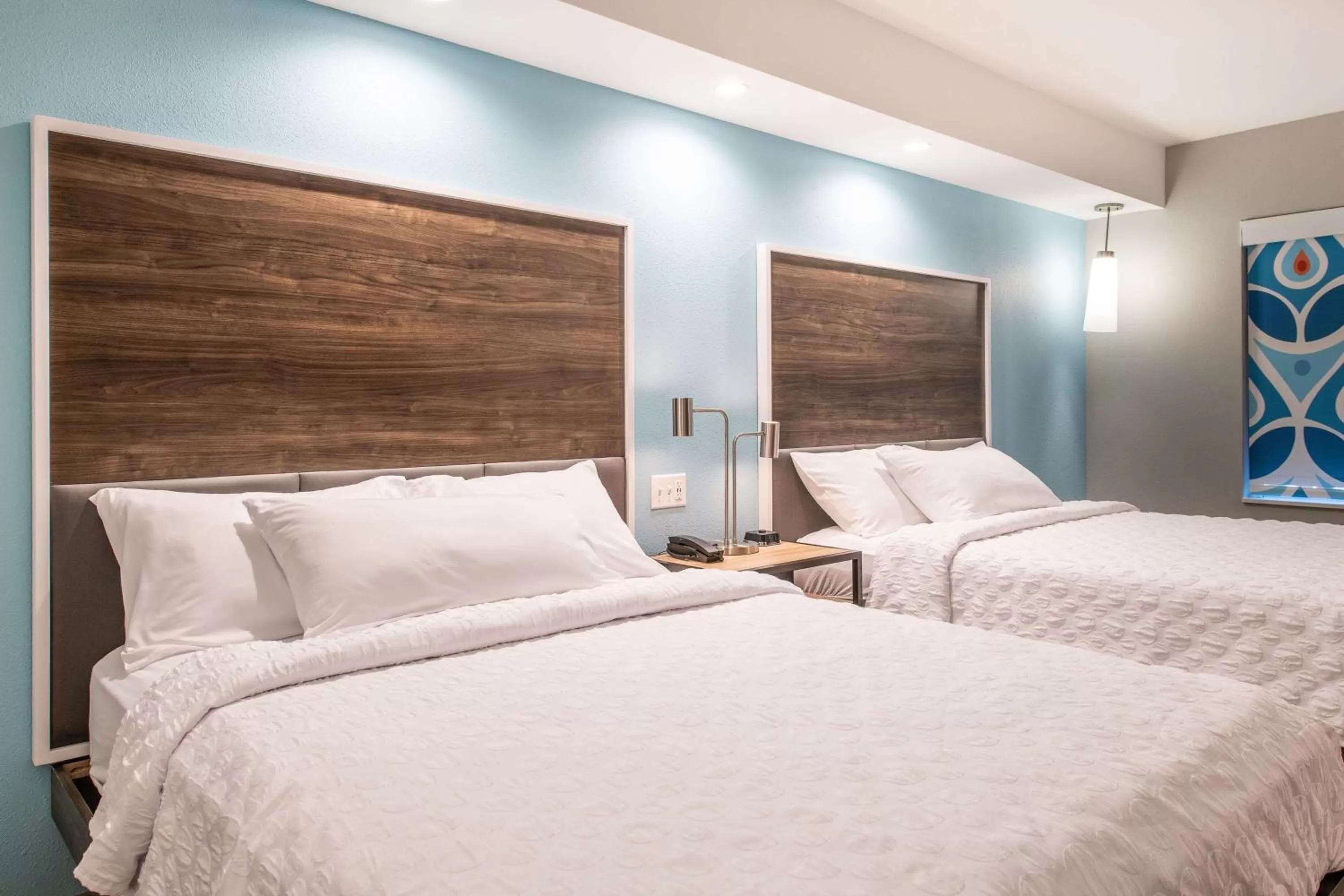 Bed in Tru by Hilton Fayetteville I-95