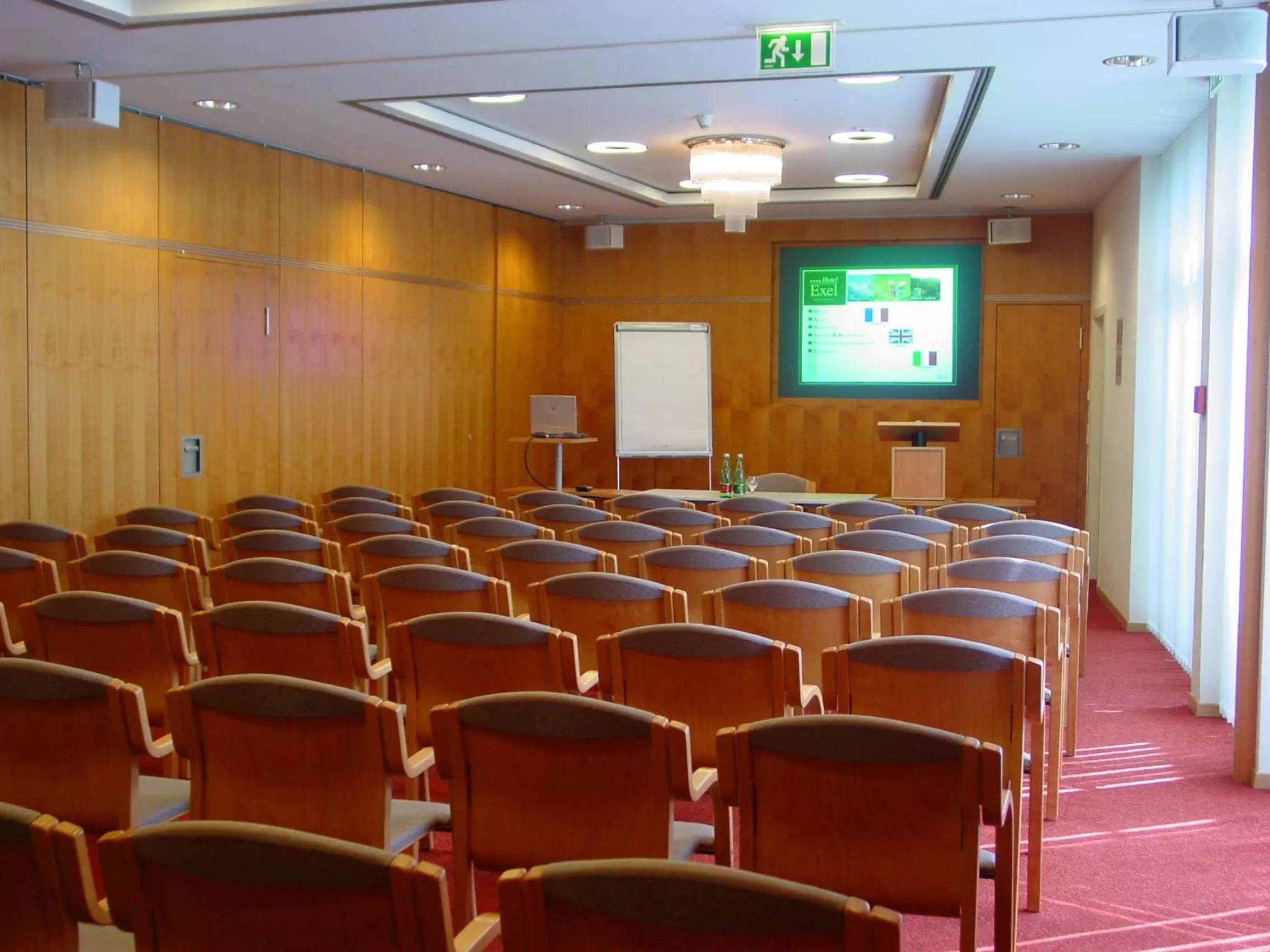 Business facilities in Hotel Exel