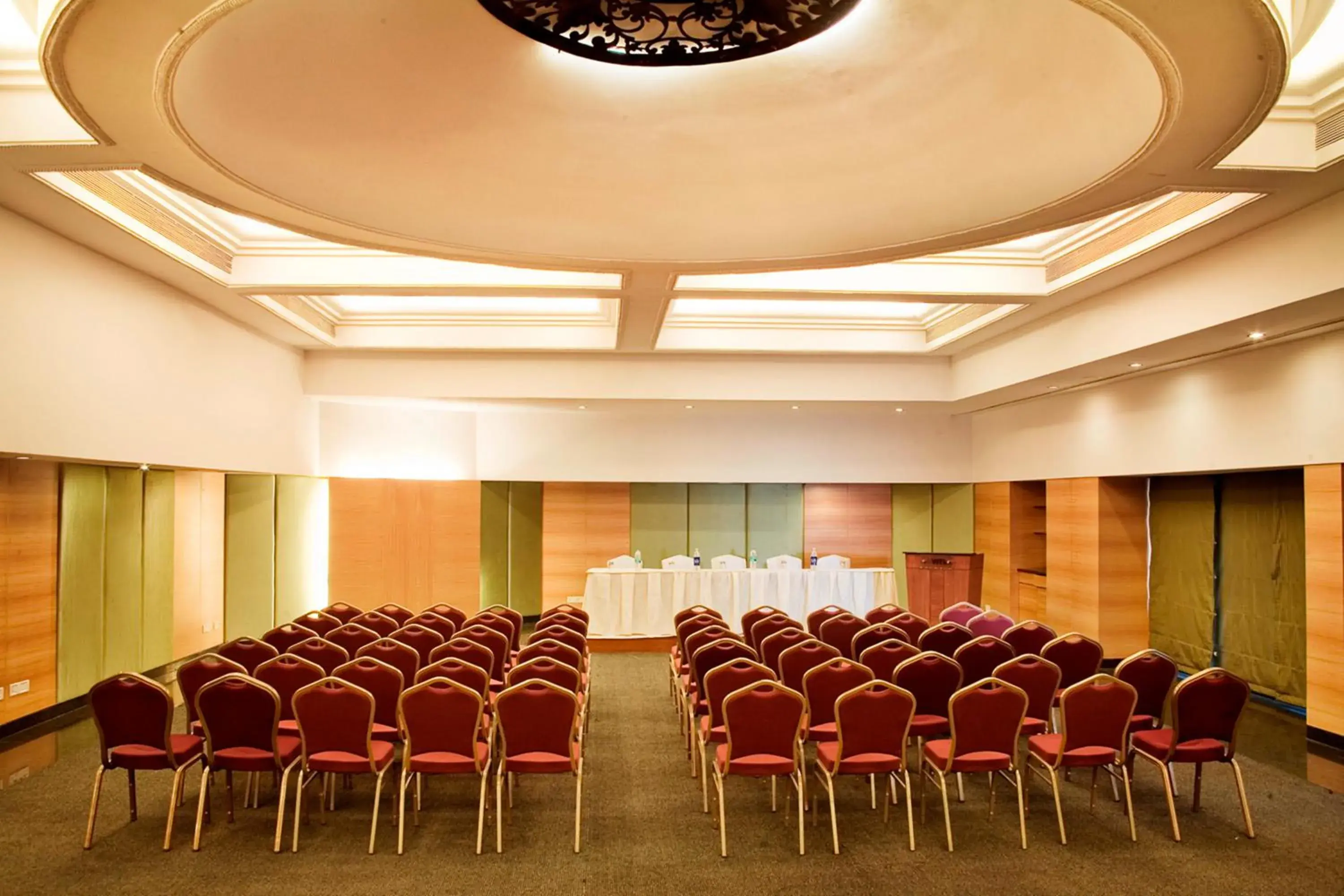 Communal lounge/ TV room, Business Area/Conference Room in Hotel Vits Aurangabad