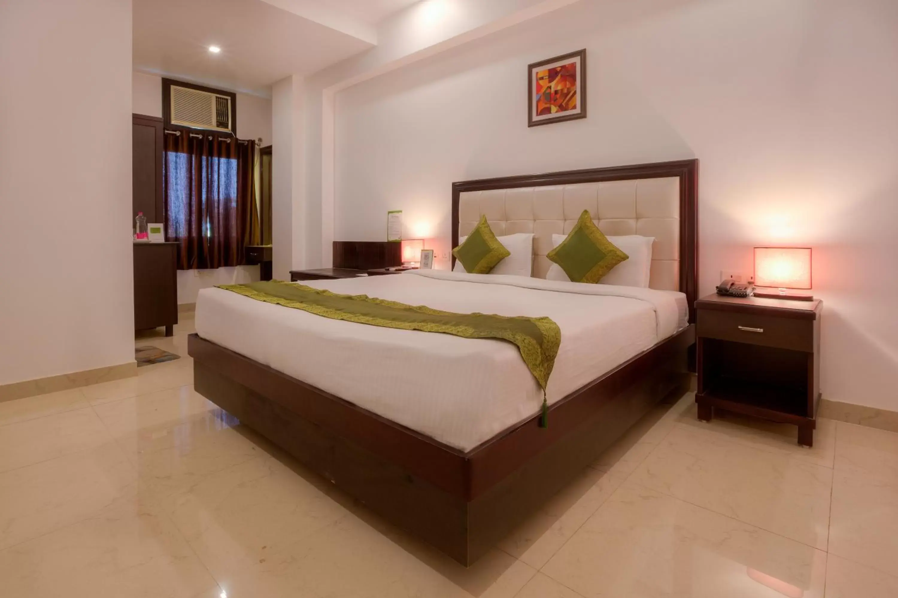 Bedroom, Bed in Treebo Trend Shivam Inn Haniman