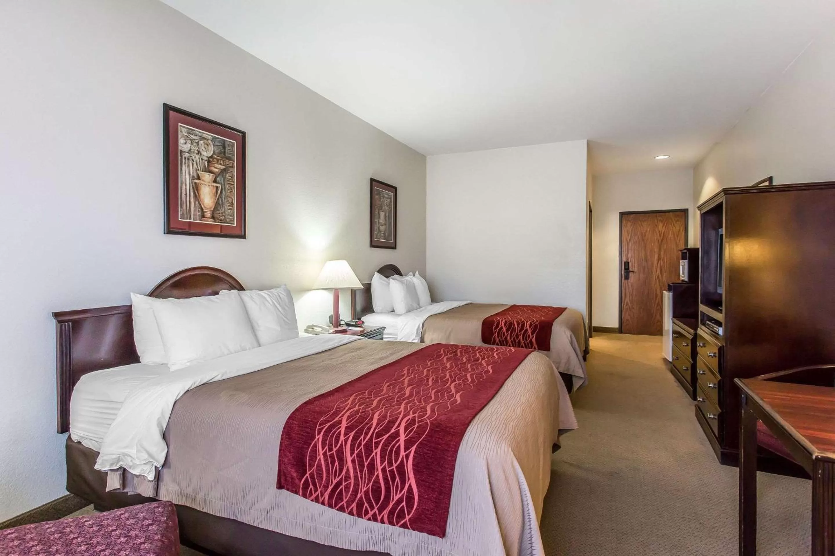 Photo of the whole room, Bed in Quality Inn & Suites Guymon