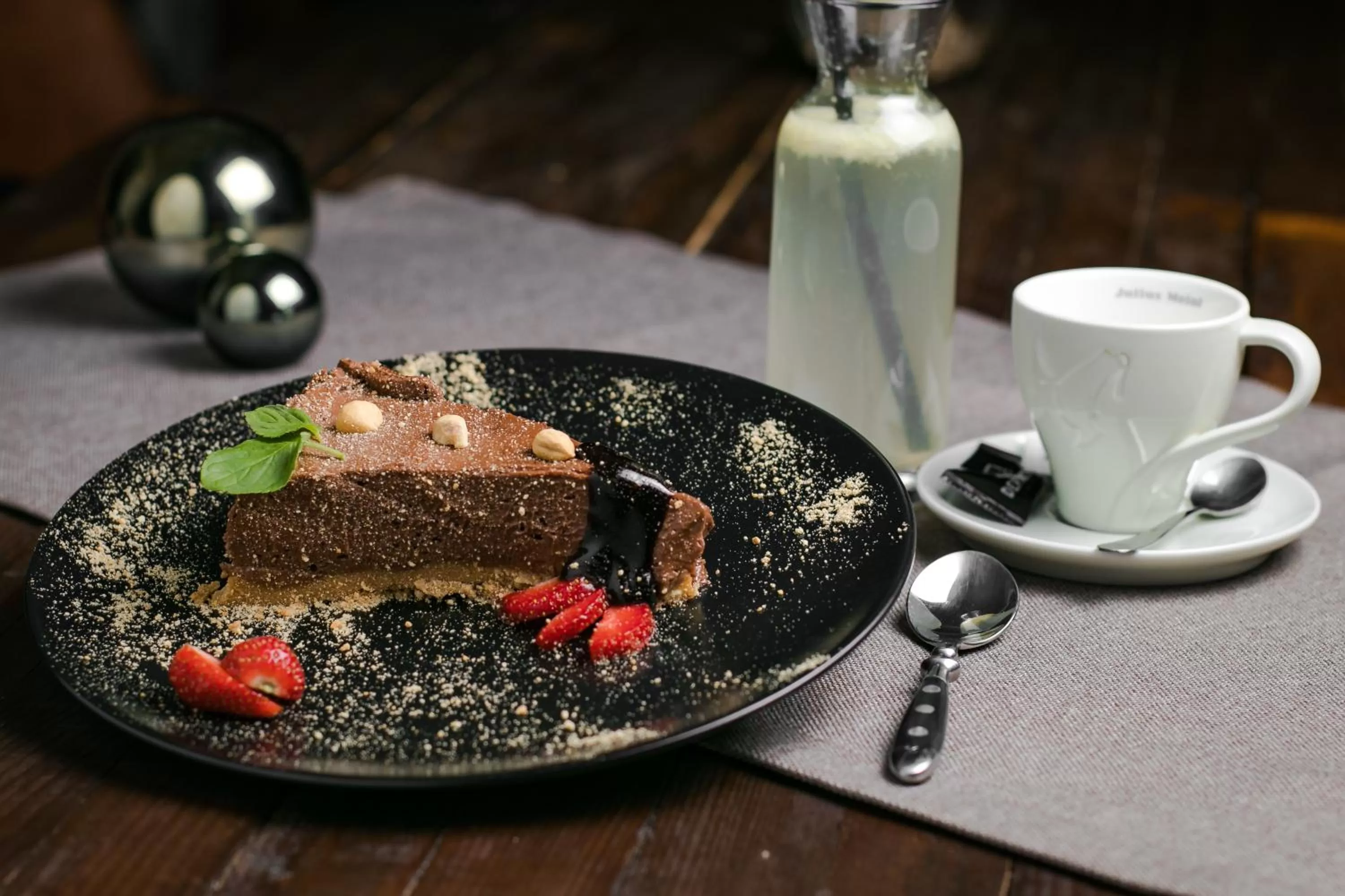 Food and drinks in Design Hotel Mr President