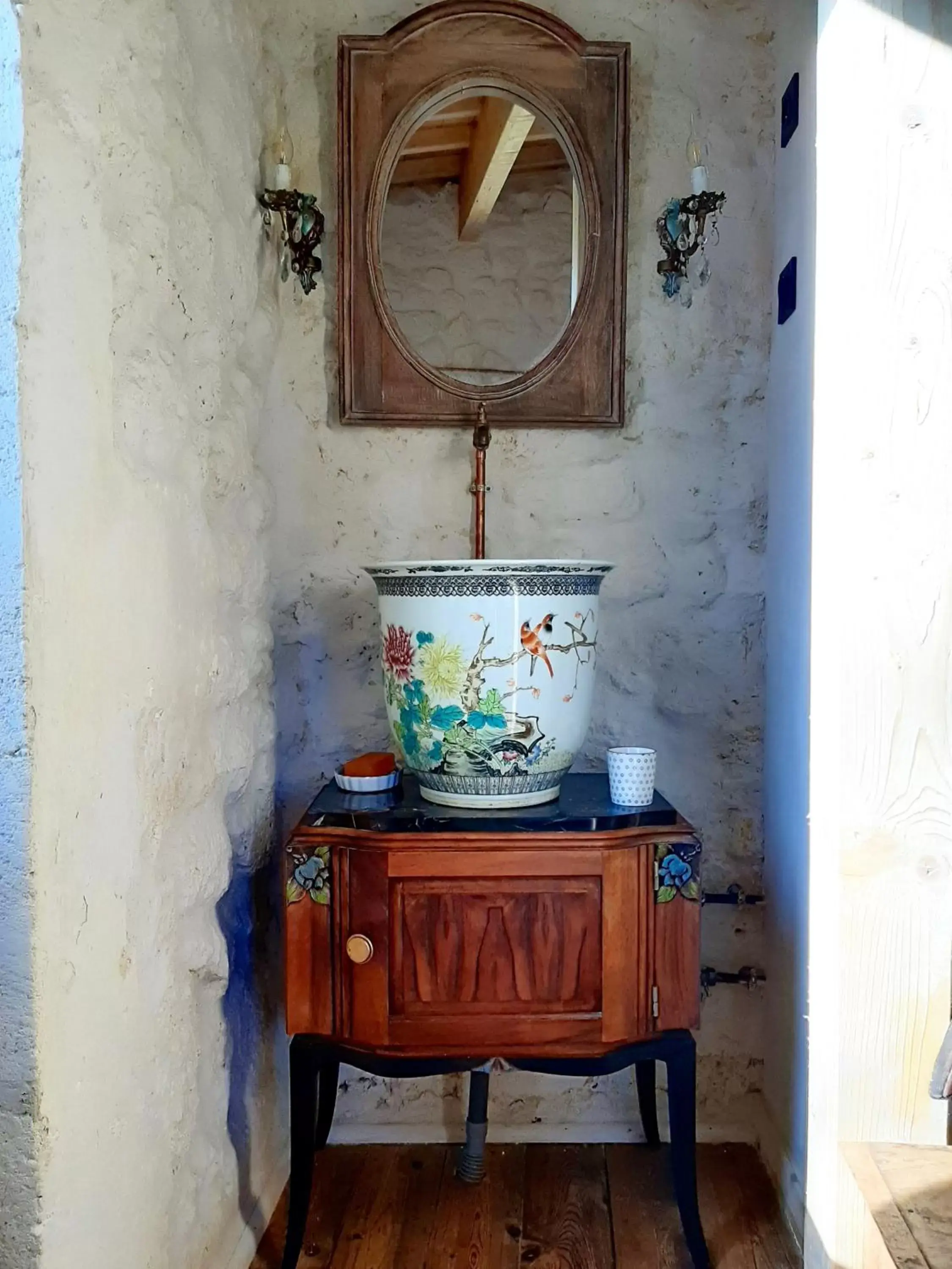 Bathroom, Dining Area in Aux Tuileries Nord