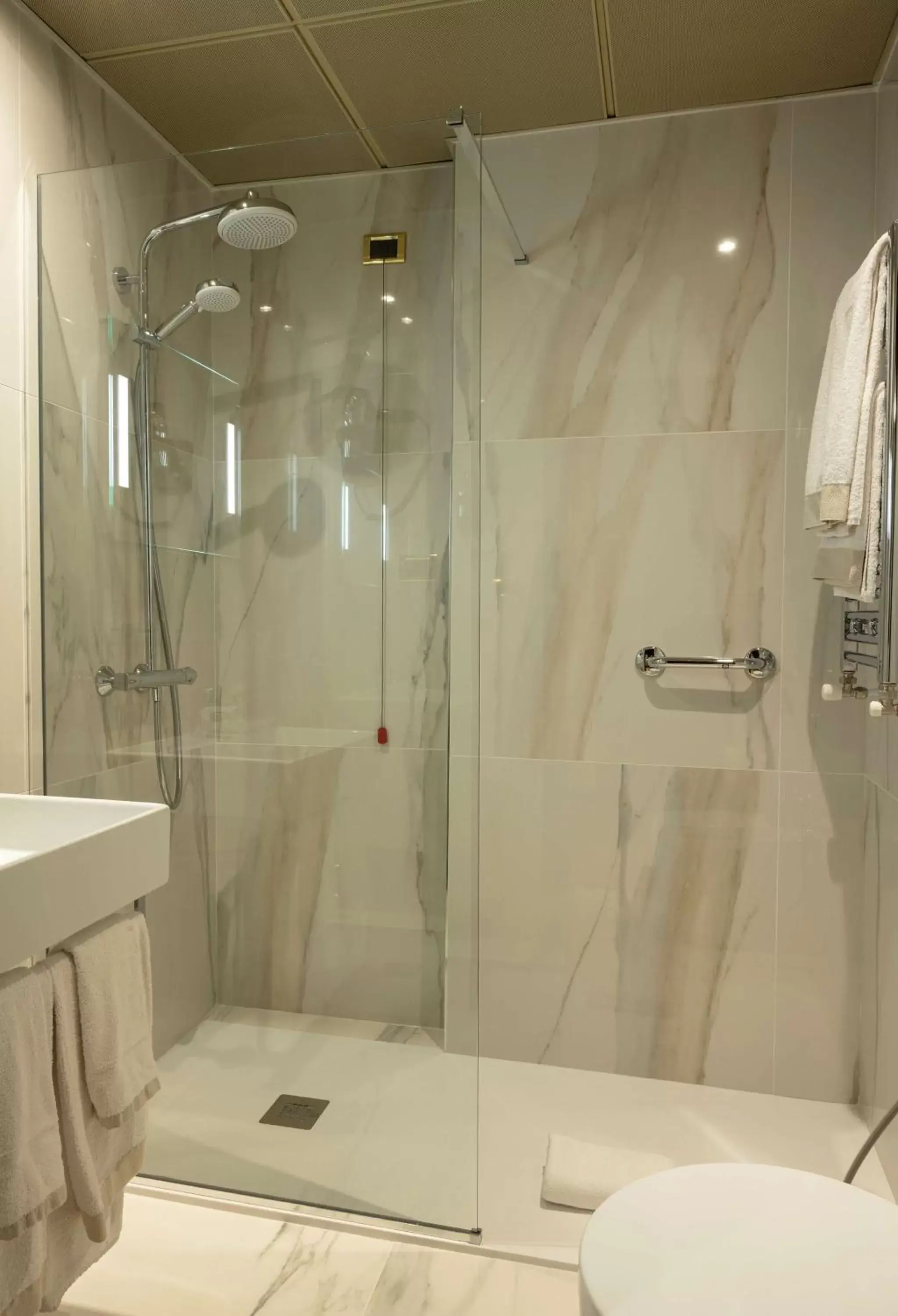 Bathroom in Antares Hotel Concorde, BW Signature Collection by Best Western