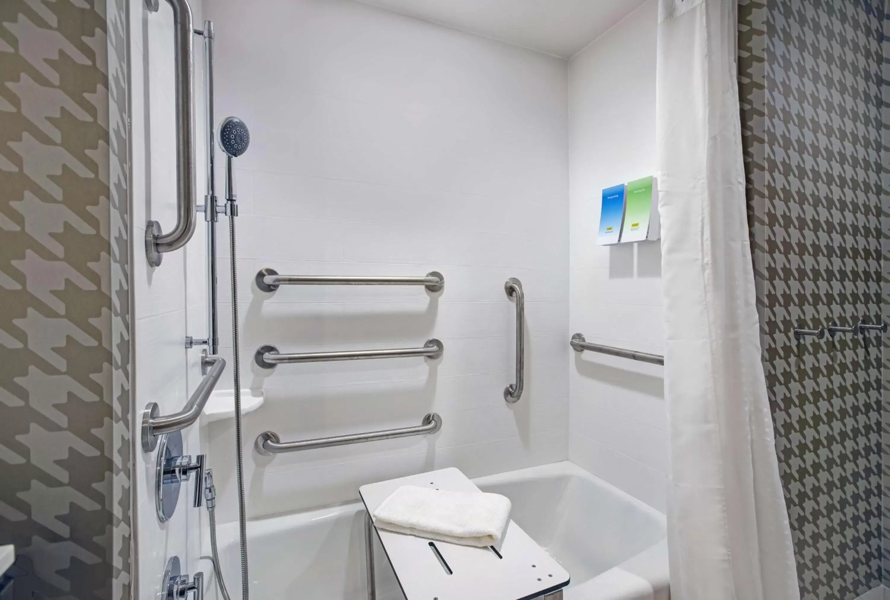 Bathroom in Home2 Suites By Hilton Milwaukee Downtown Bathroom in Home2 Suites By Hilton Milwaukee Downtown