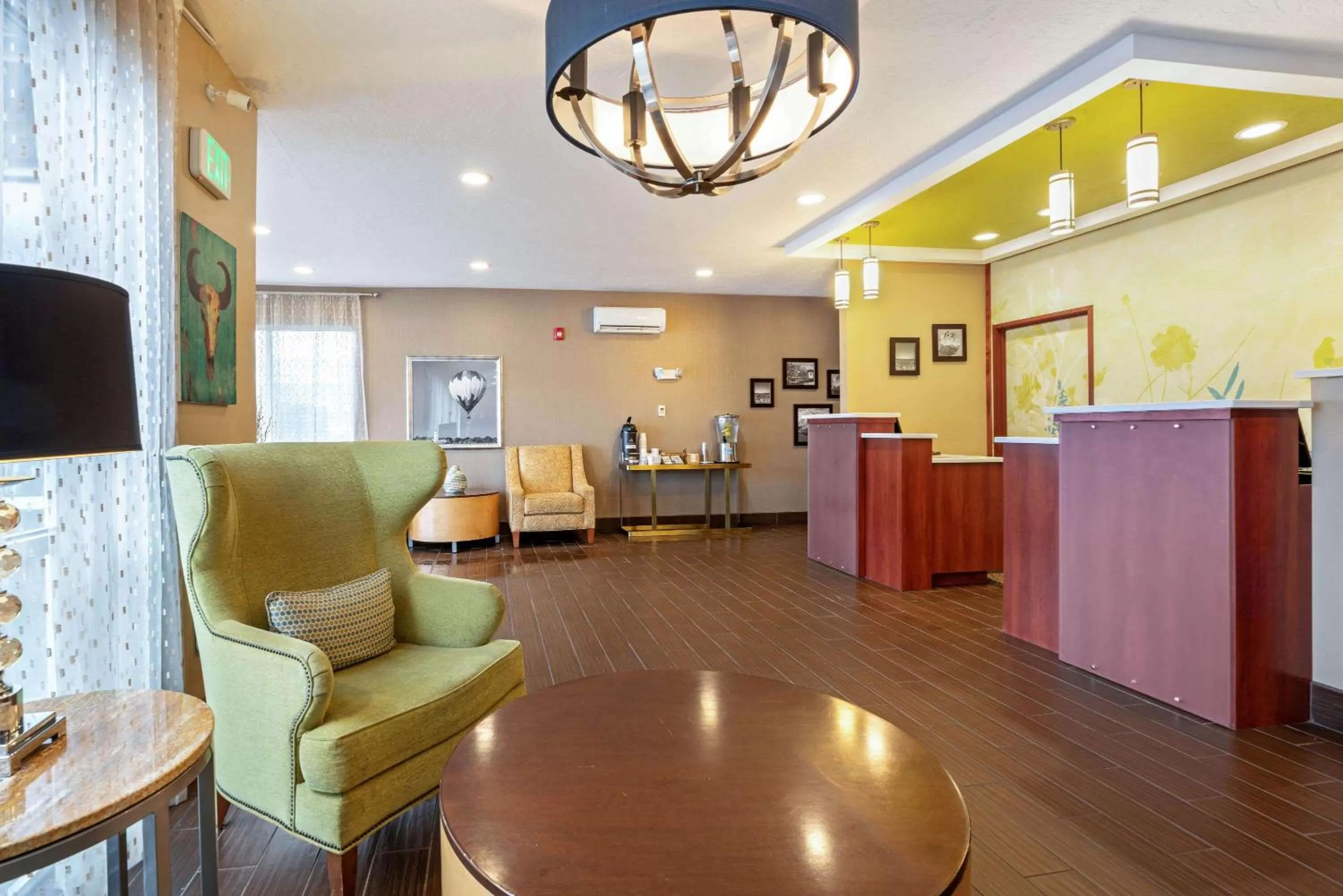 Lobby or reception in La Quinta by Wyndham Boise Airport