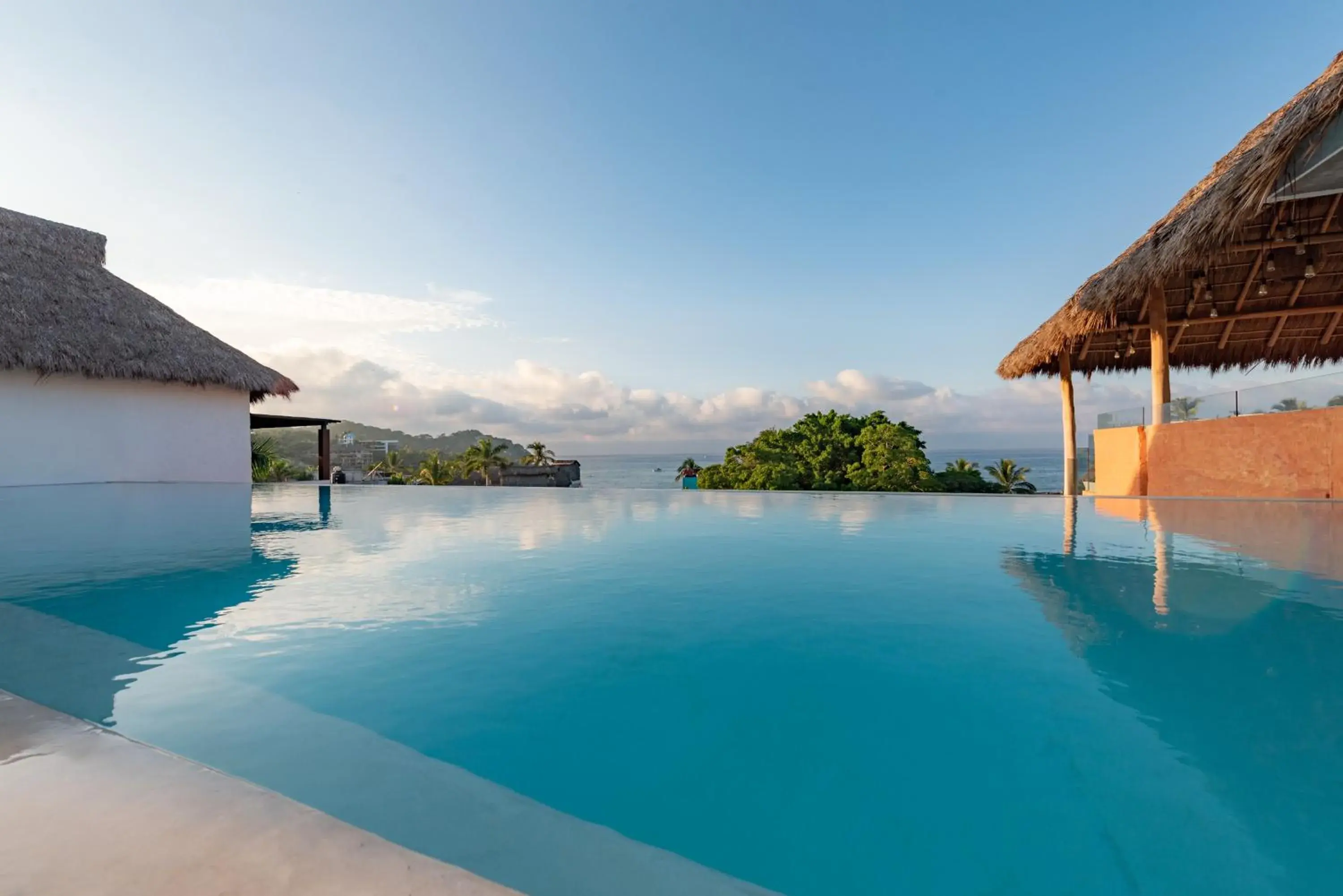 Swimming Pool in Sayulinda Hotel