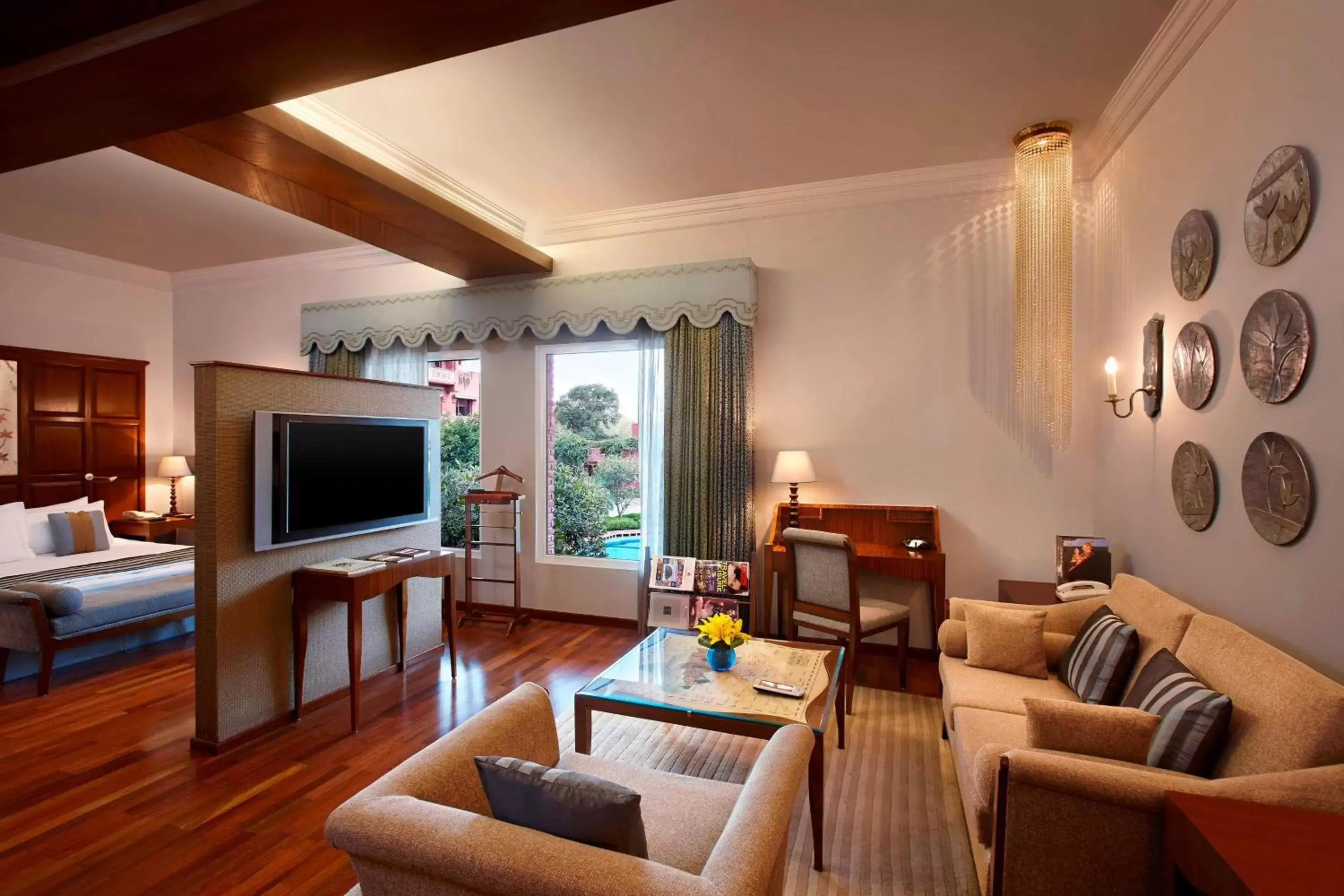 Bedroom, Seating Area in ITC Rajputana, a Luxury Collection Hotel, Jaipur