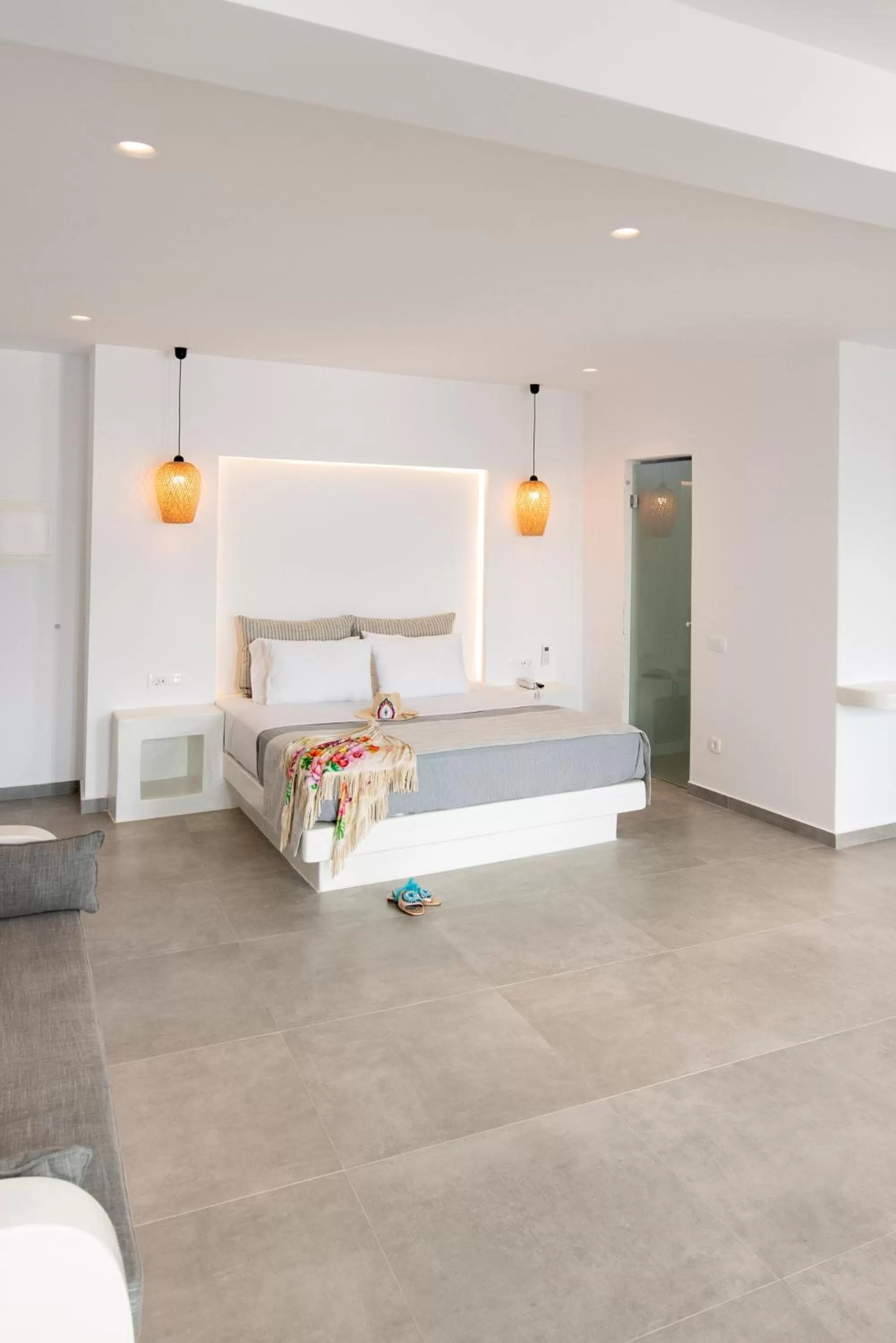 Bed in Caldera Cliff Illusion