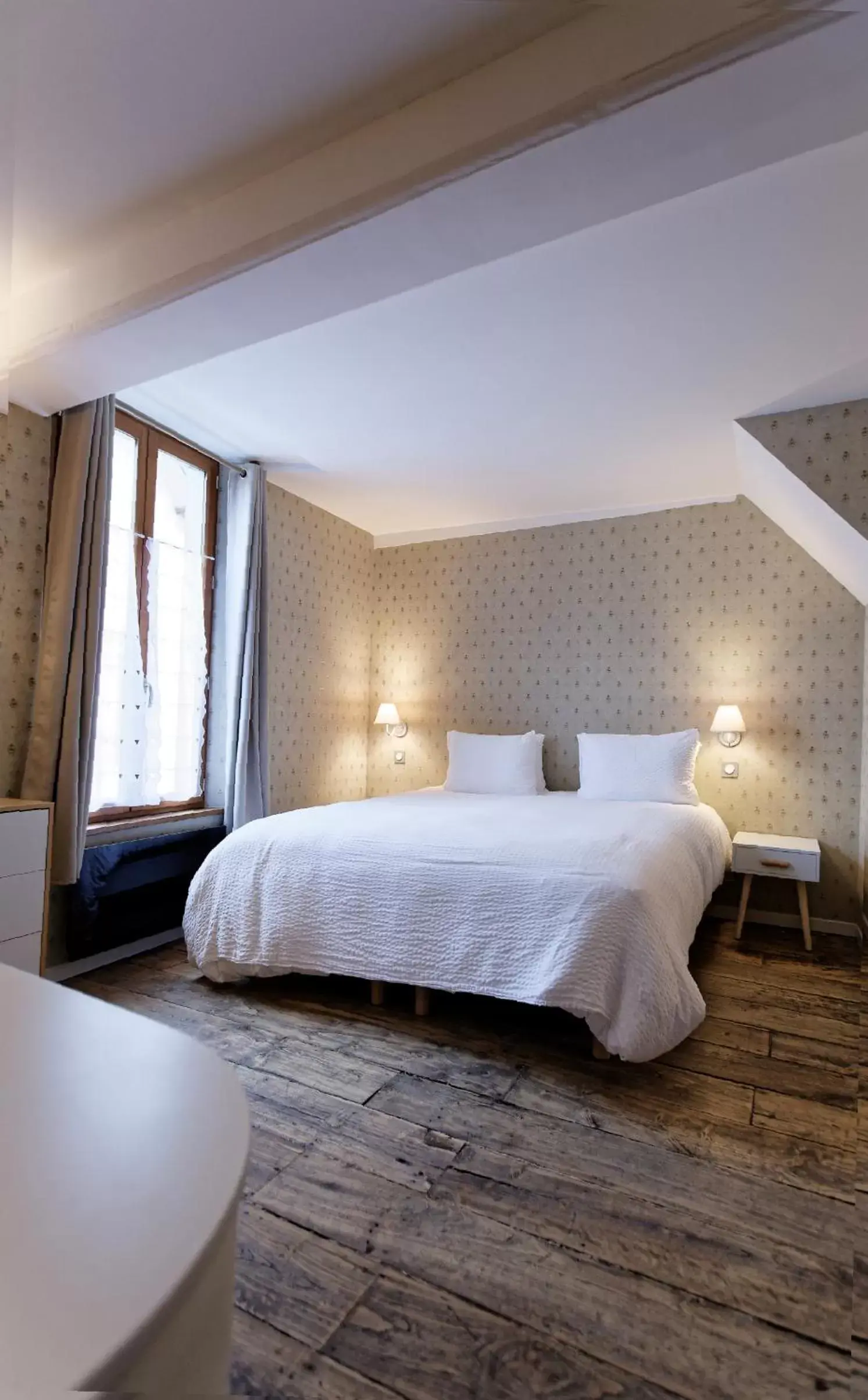 Bedroom, Bed in Appart'Hôtel Sainte Trinité