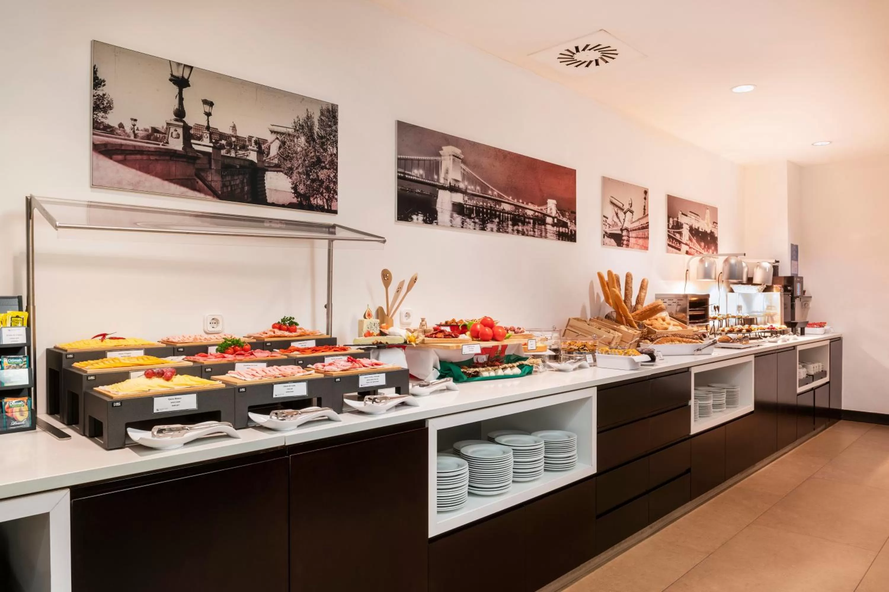 Food in Exe Budapest Center