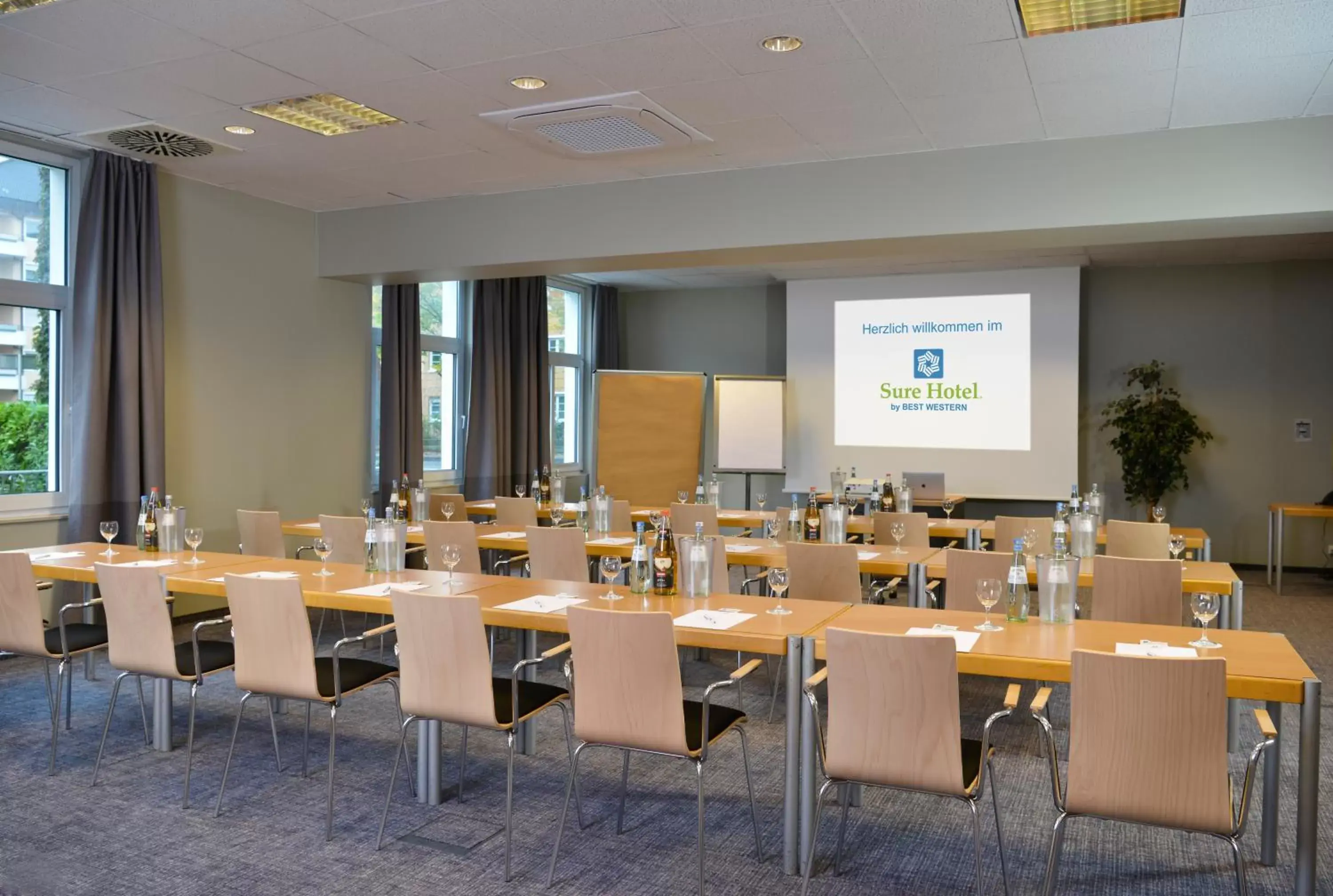 Meeting/conference room in Sure Hotel by Best Western Hilden-Düsseldorf