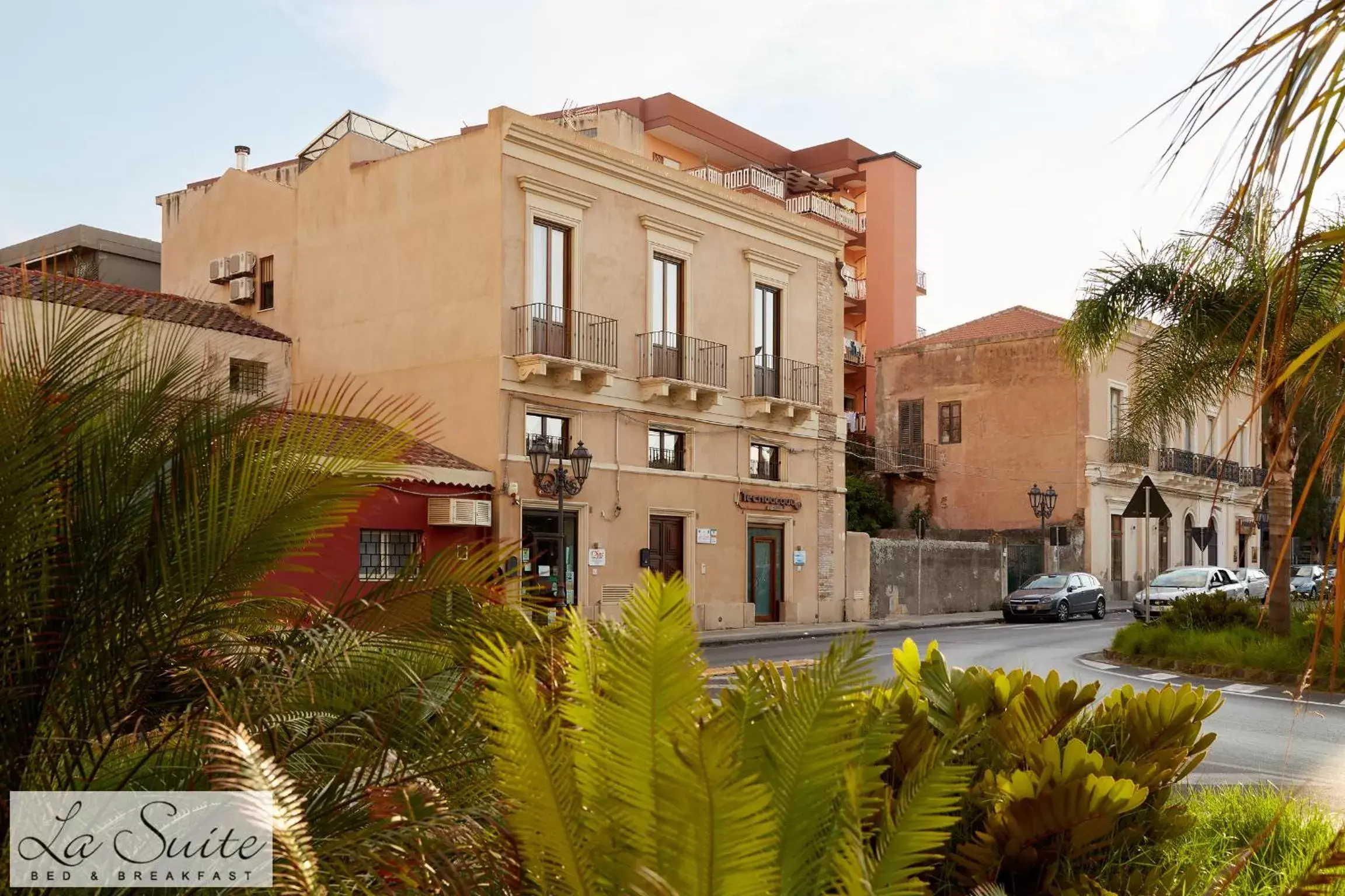 Facade/entrance, Property Building in B&B La Suite