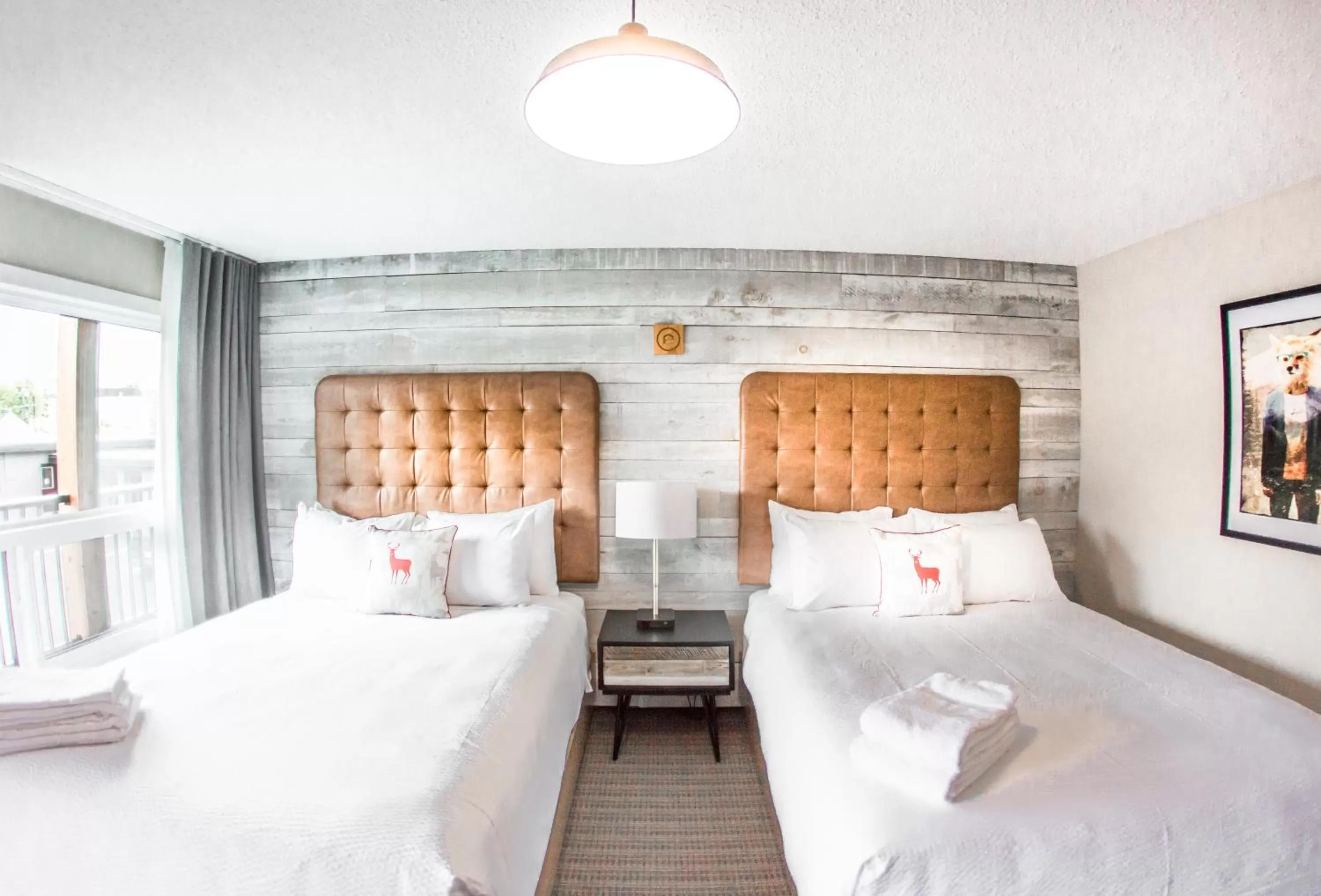 Double Room with Mountain View - Self Check-In  in Lamphouse By Basecamp