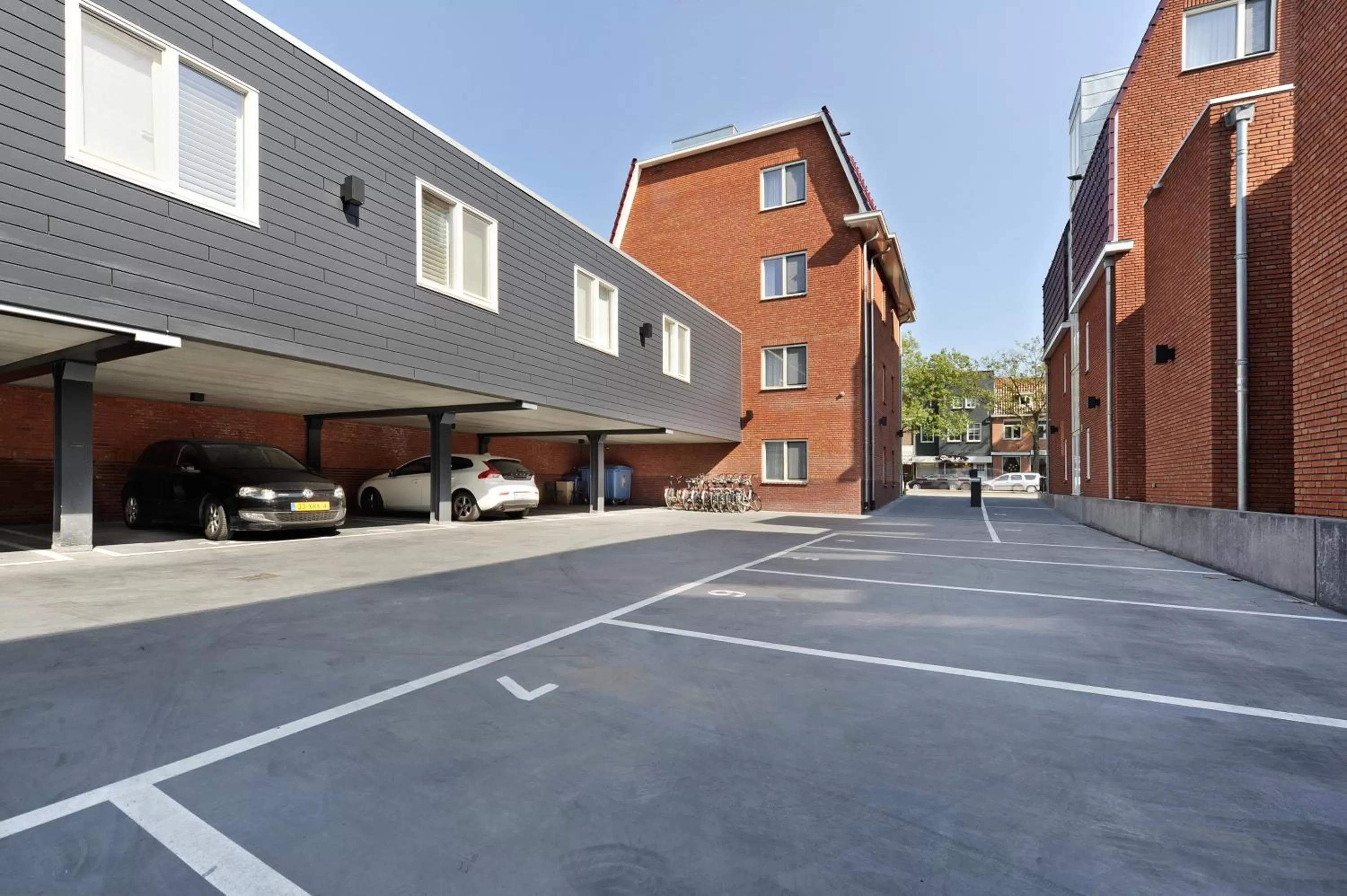 Property building in Amsterdam Forest Hotel